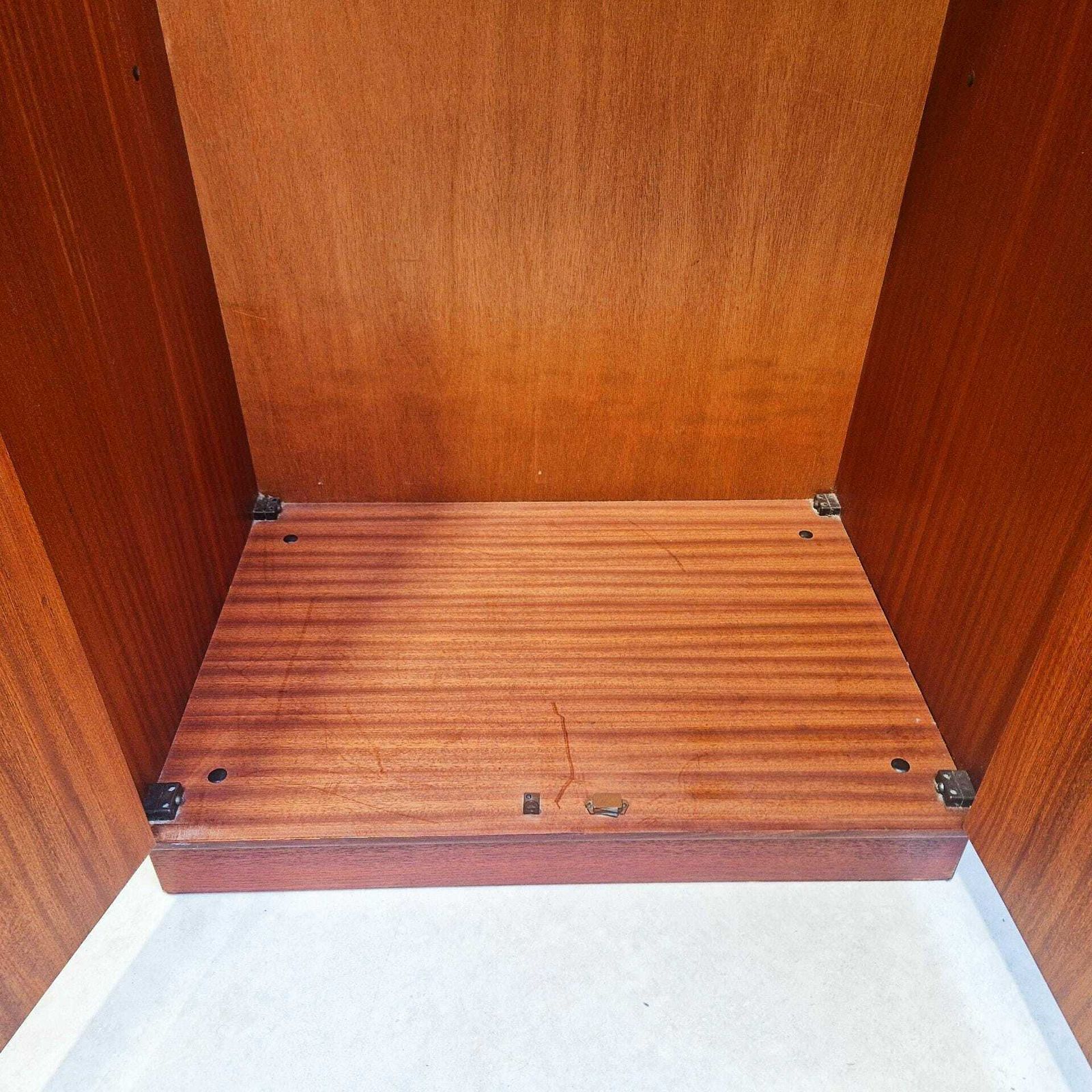 V.B Wilikins For G Plan Fresco Vintage Mid Century Medium Teak Danish Design Wardrobe Pg191 photo vinterior