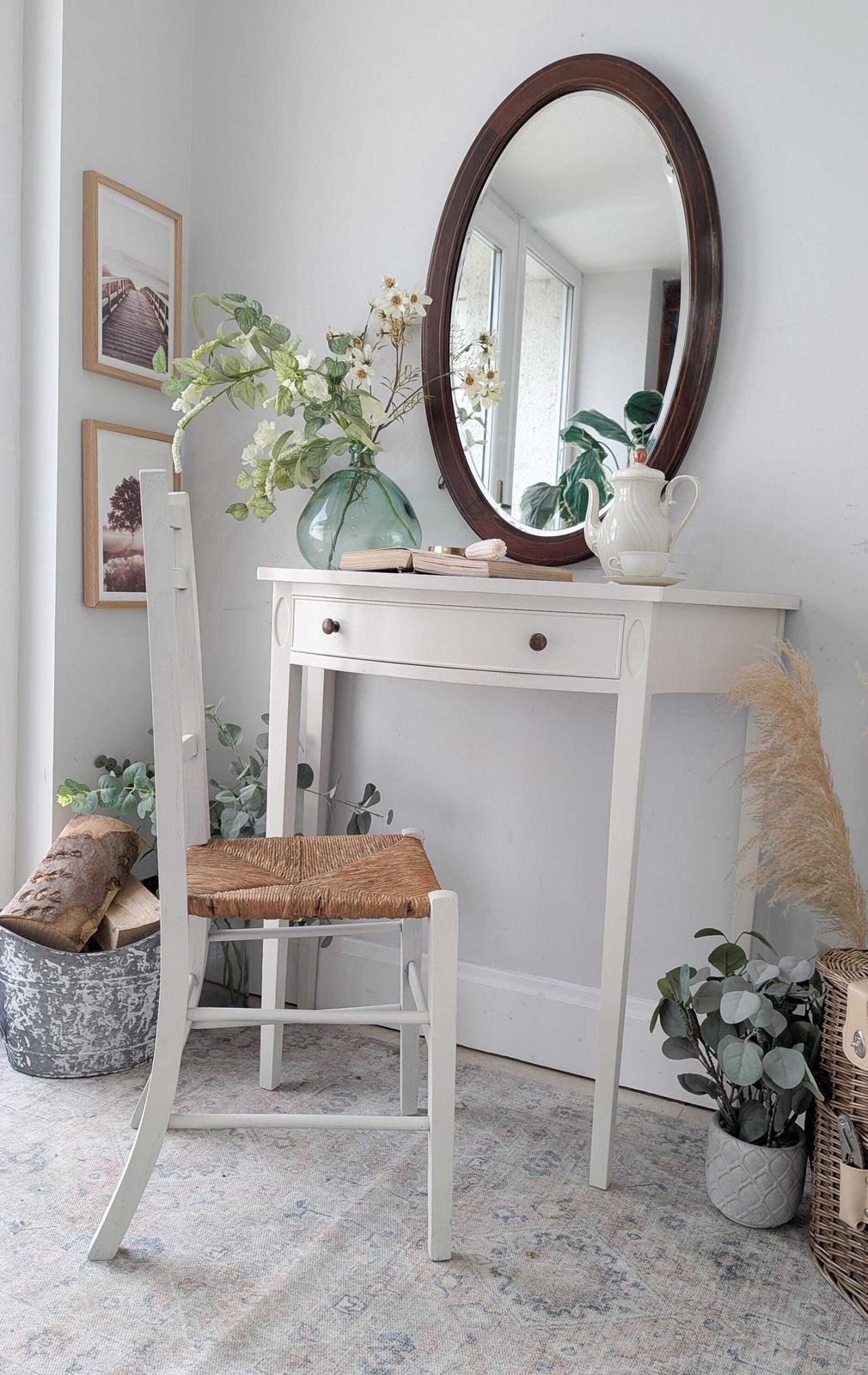 photo furniture Compact/Petite White Country Cottage Style Dressing Table/Writing Desk & Chair Set
