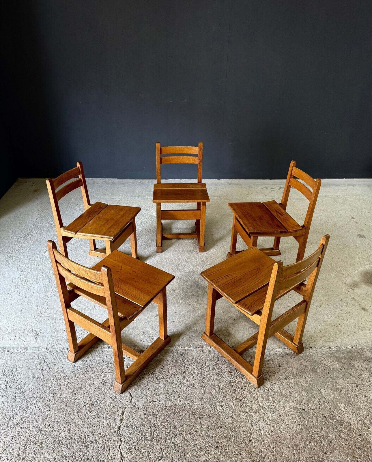 Mid-Century Handgemaakte Design Eiken Eetkamerstoelen, jaren 1950, België photo vinterior