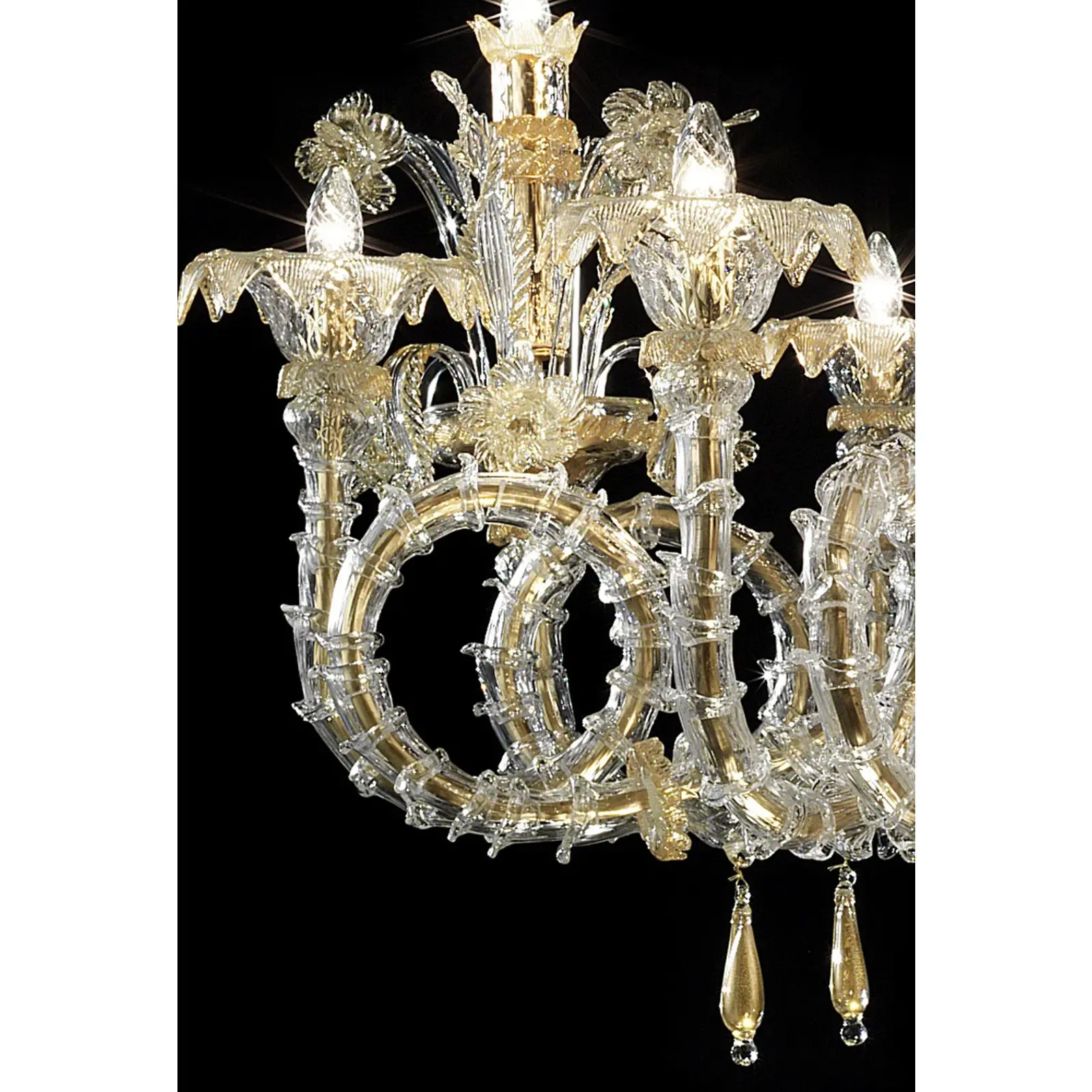 Handcrafted Imperial Venetian Murano Glass Ca’ Rezzonico Chandelier With Gold Details photo vintage