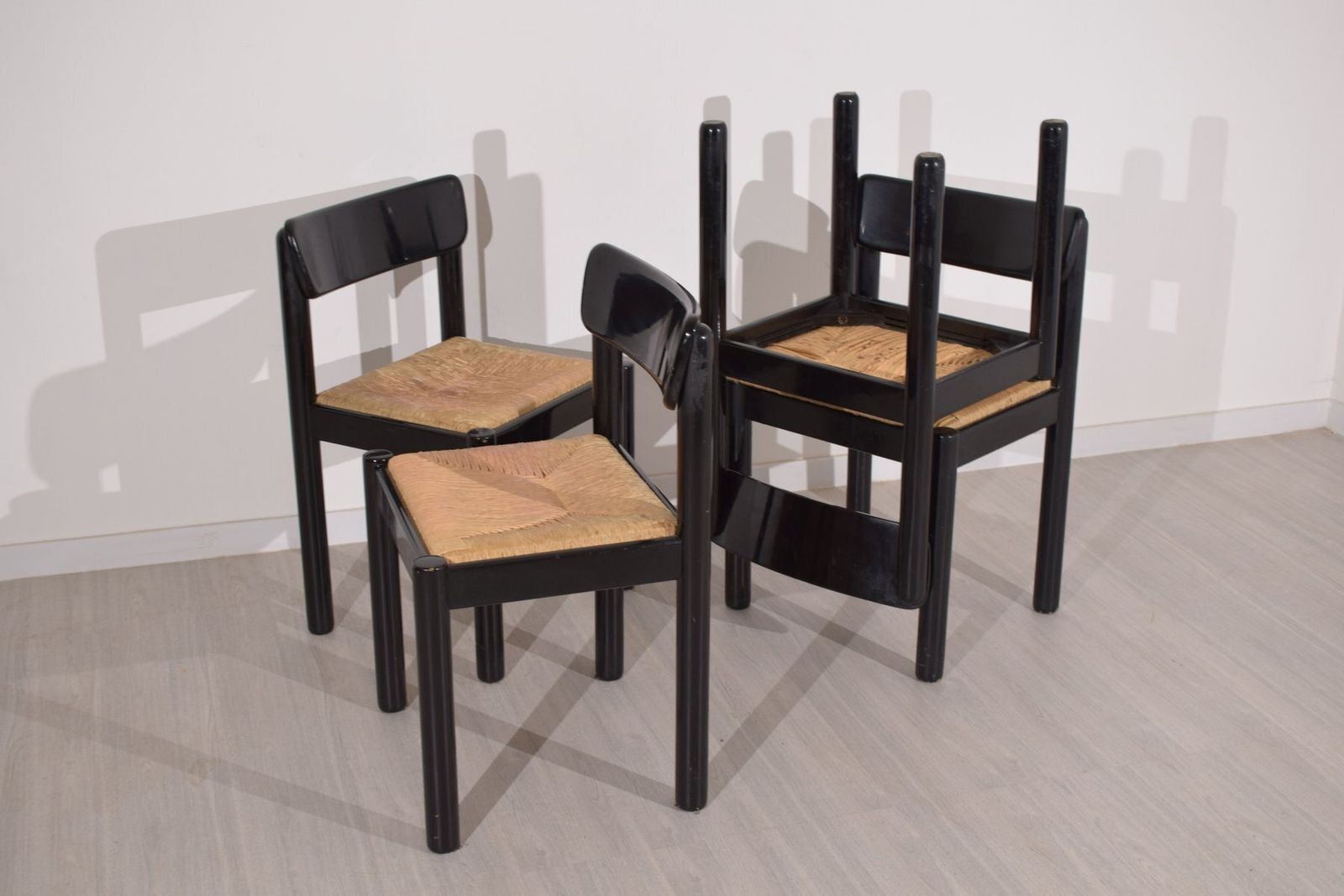 photo furniture Chairs By Vico Magistretti For Schiffini, 1970s, Set Of 4