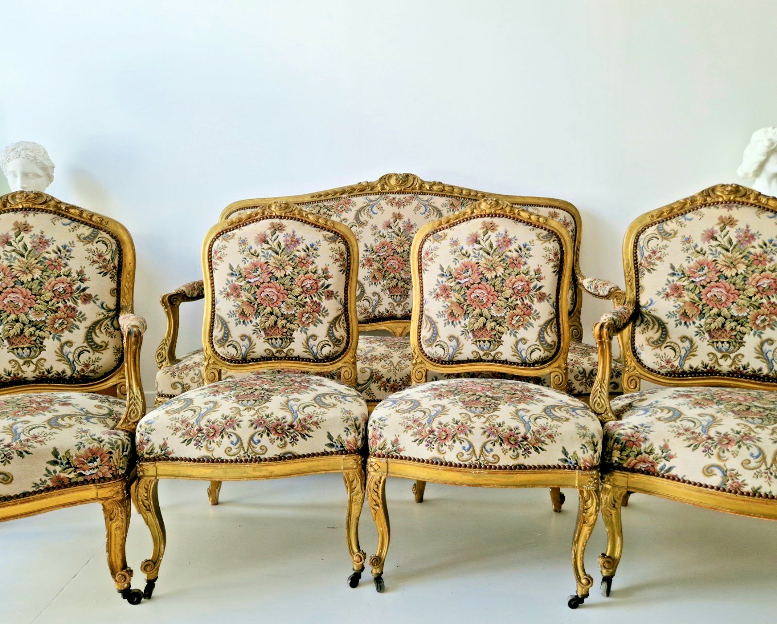 Antique French Sofa And Chairs Living Room Set 5 Piece 19th Century Chateau photo vinterior