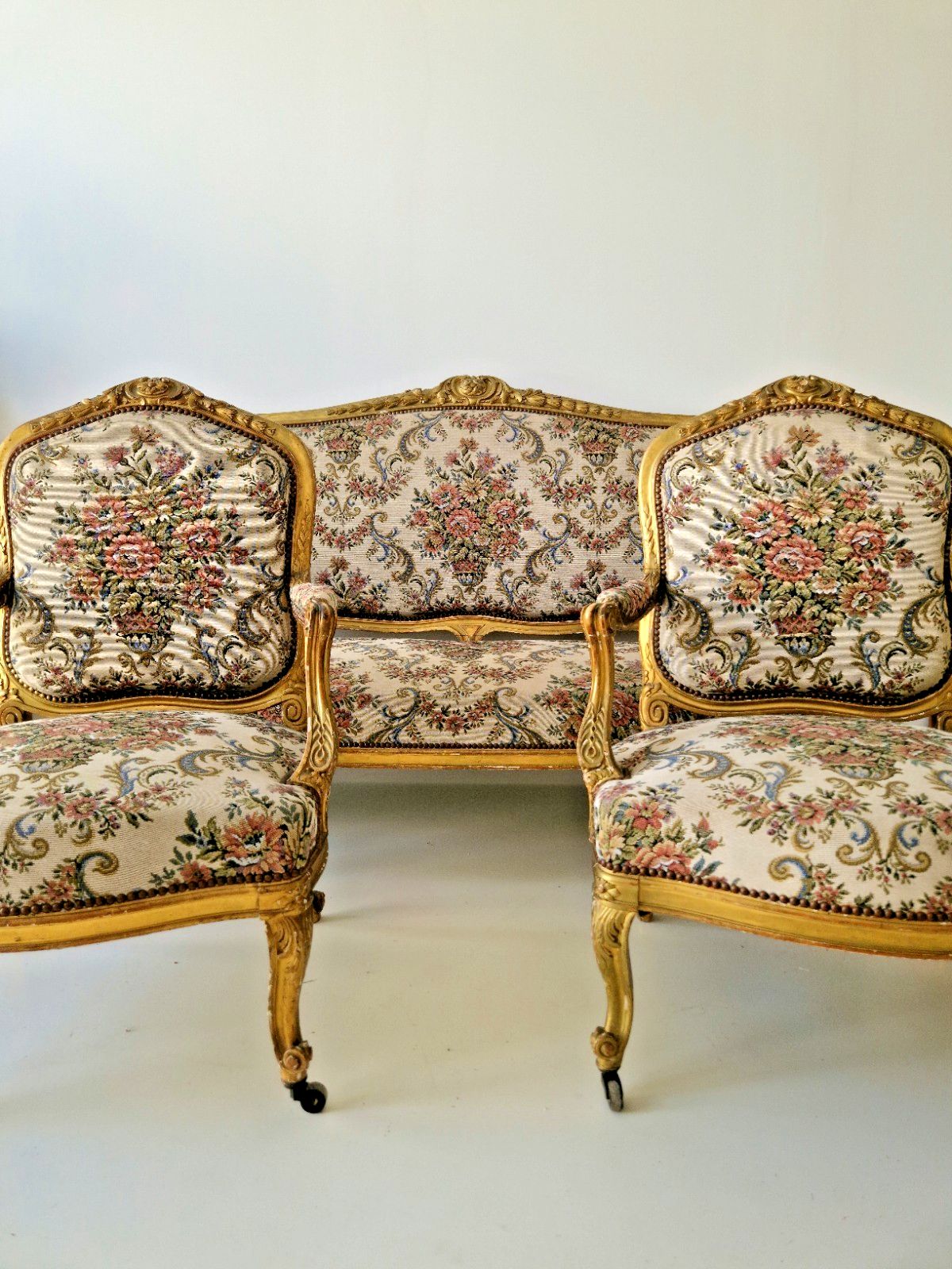 photo vinterior Antique French Sofa And Chairs Living Room Set 5 Piece 19th Century Chateau