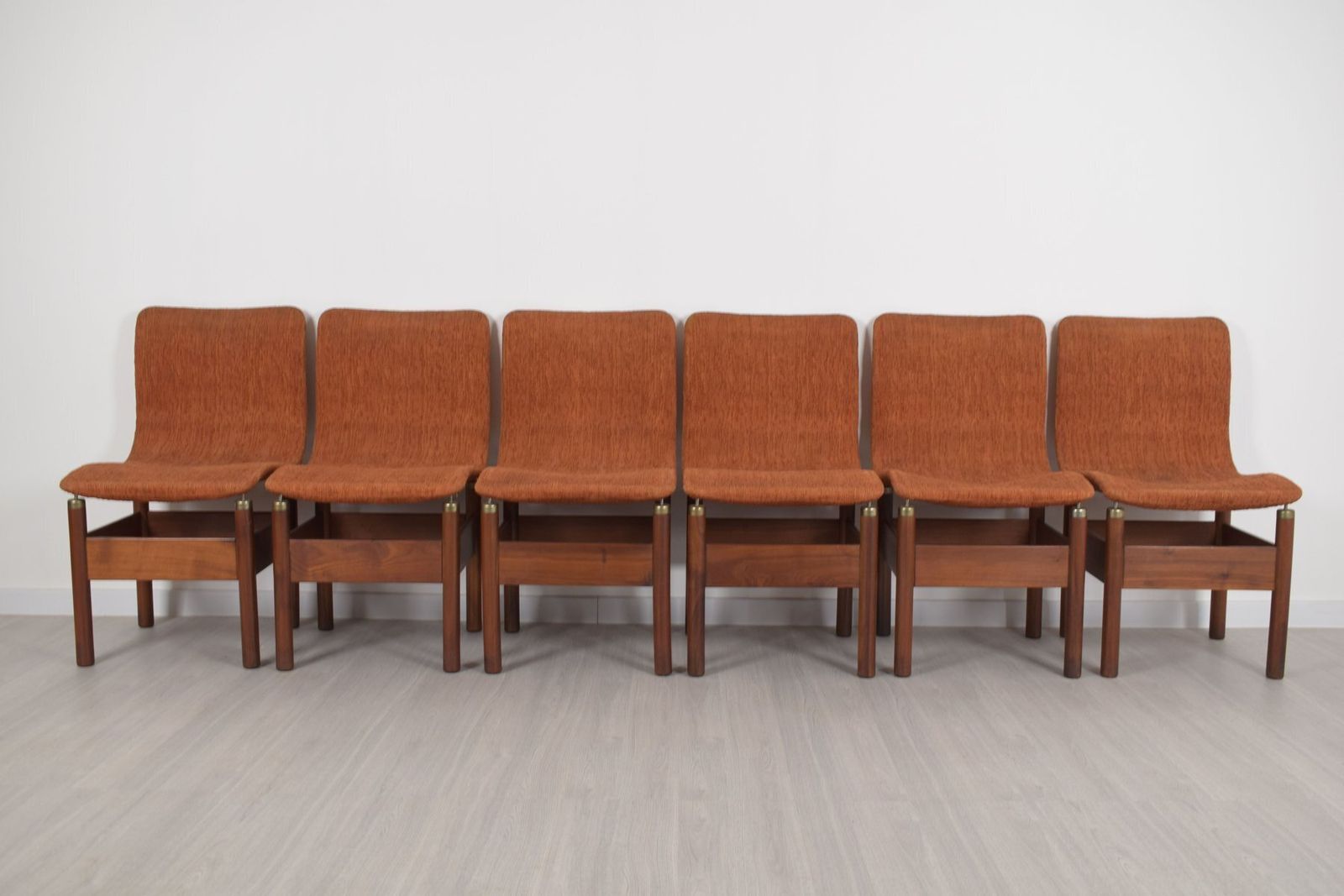 Chelsea Chairs By Vittorio Introini For Saporiti, 1960, Set Of 6 photo furniture