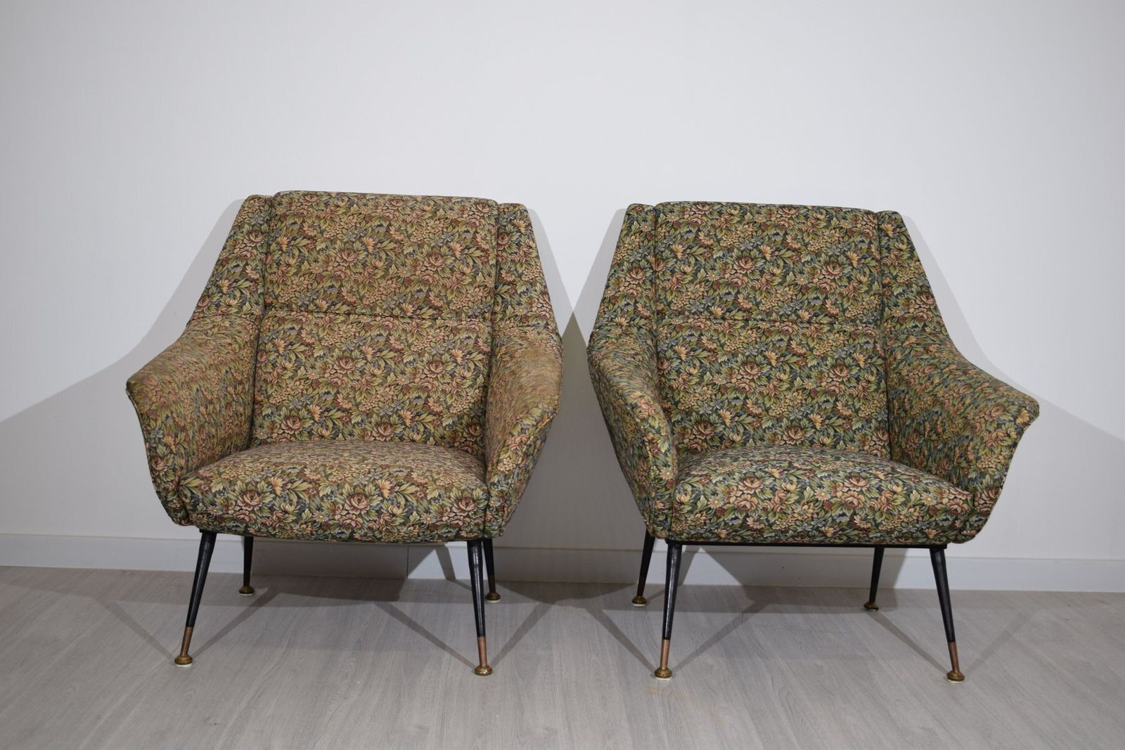 photo furniture Armchairs By Gigi Radice For Minotti, Italy, 1960s, Set Of 2