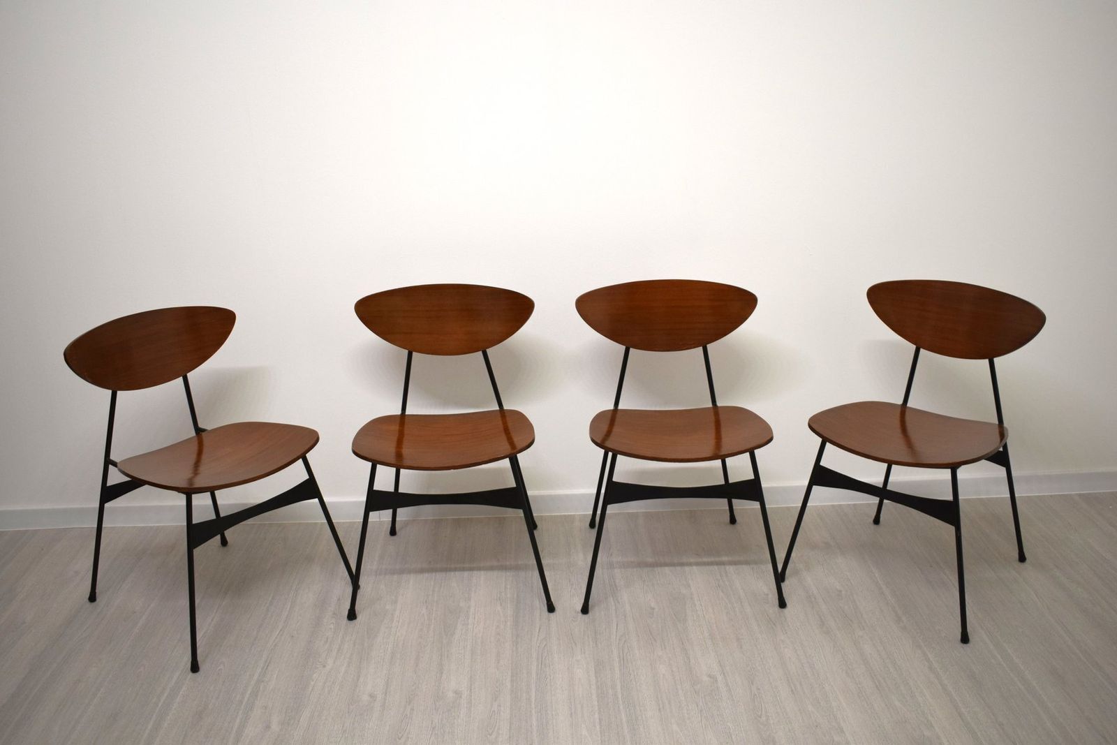 Chairs In Iron And Bentwood, 1950s, Set Of 4 photo vintage