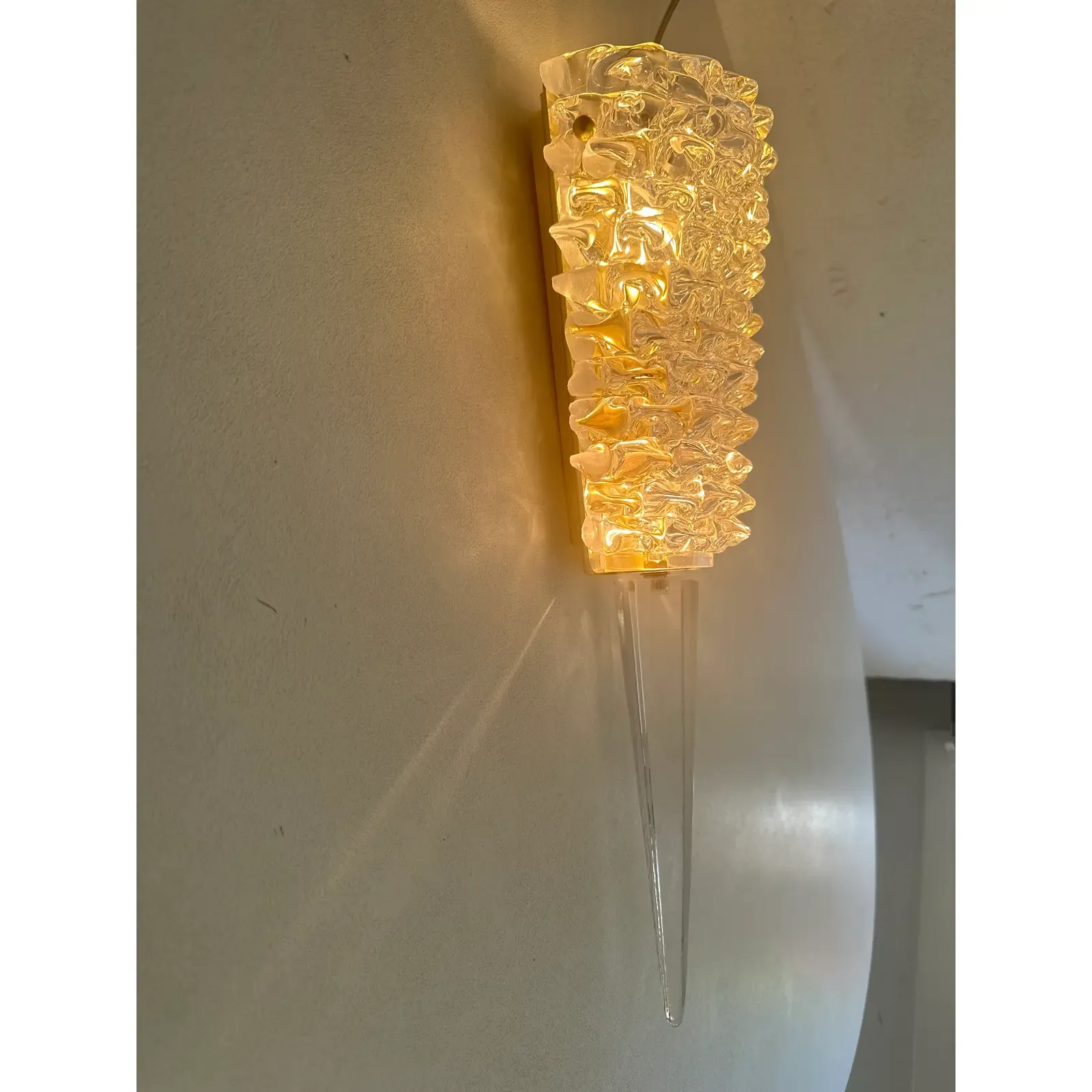 Handcrafted Clear Rostrato Murano Glass Wall Light— Lot Of 4 Rostrato Wall Sconces photo for sale