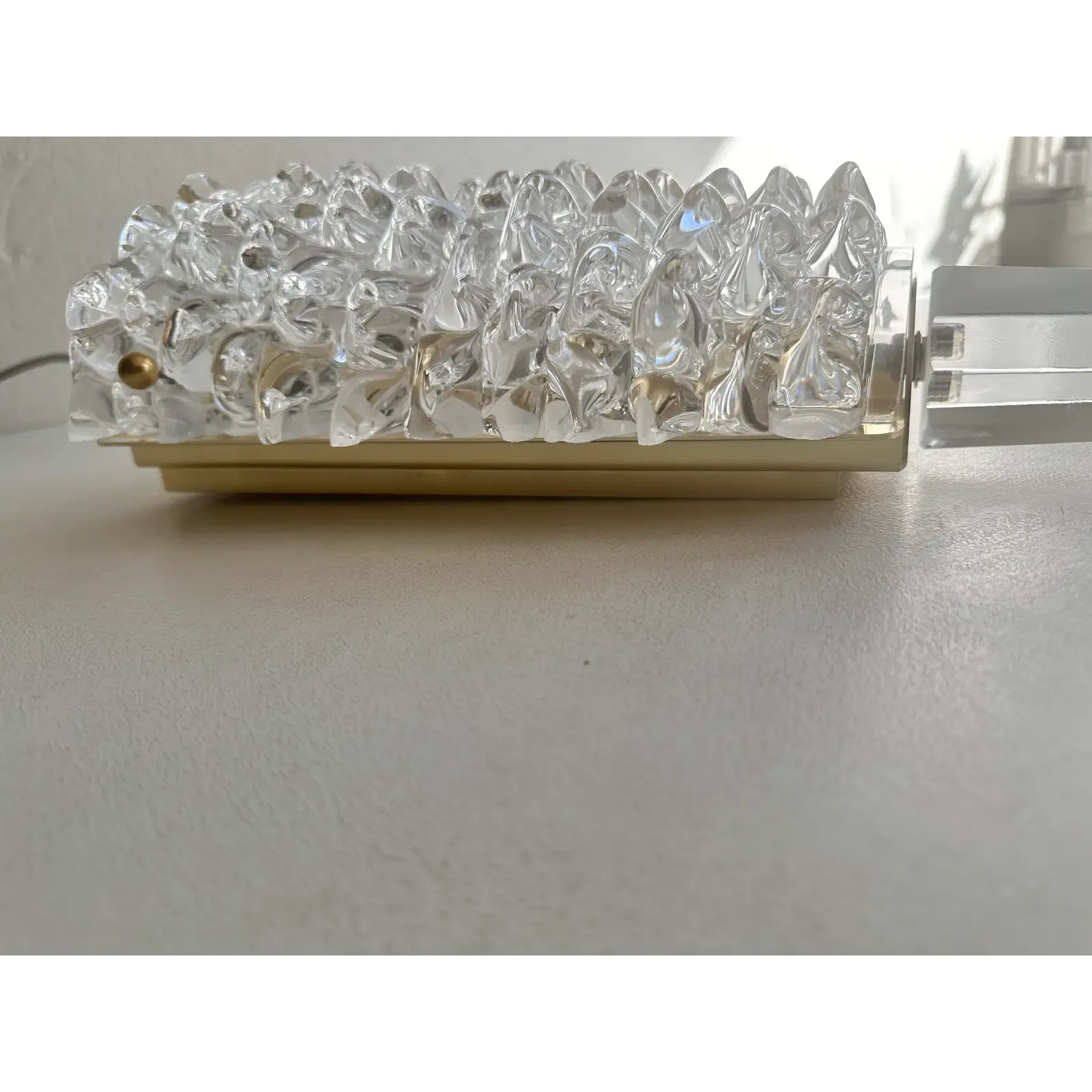 photo vinterior Handcrafted Clear Rostrato Murano Glass Wall Light— Lot Of 4 Rostrato Wall Sconces