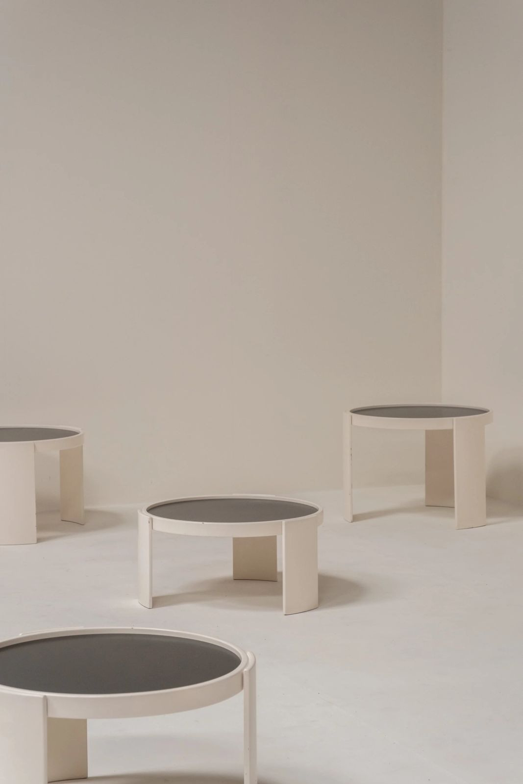 Set Of 4 'Model 780' White Wood Stacking Tables By Gianfranco Frattini For Cassina, Italy 1970s photo buy