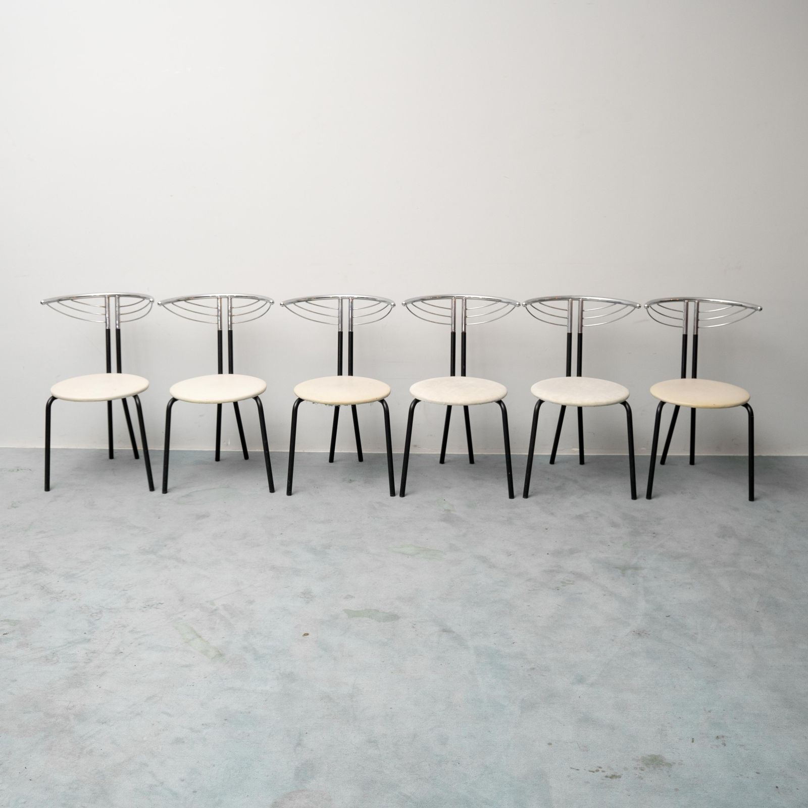 Set Of 6 Vintage Chairs In Chromed Metal And White Fabric, 1980s Modern Antiques photo 649.0