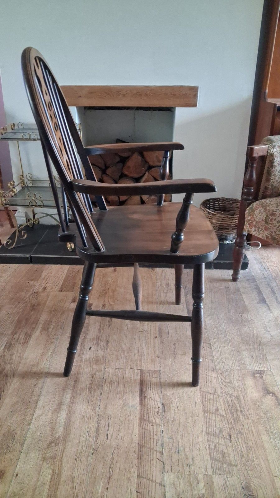 photo for sale Delightful Solid Elm Wheelback Windsor Armchair /Landing/Bedroom/Hall Chair