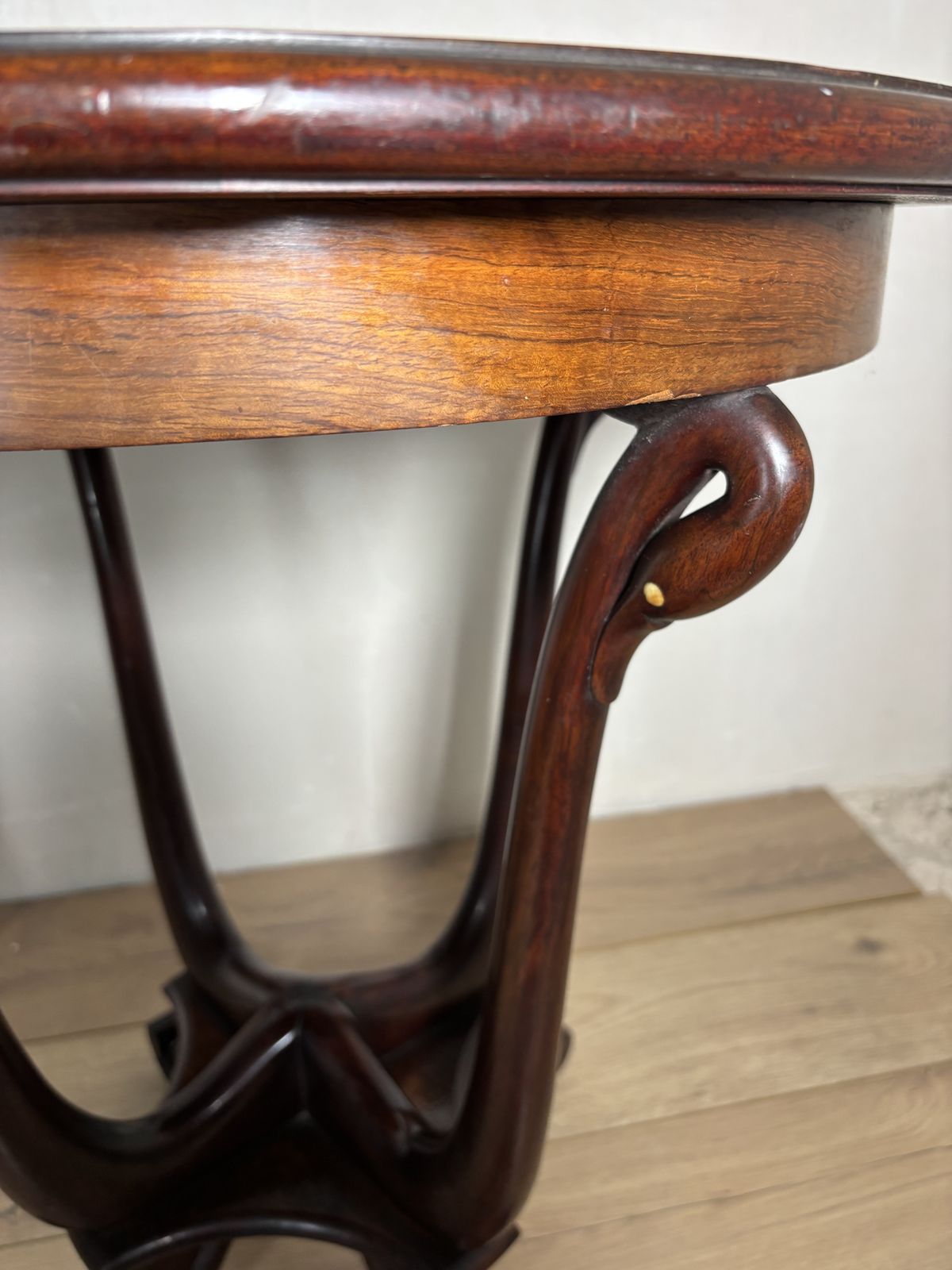 photo for sale Art Nouveau Eiken Bijzettafel op Voetstuk, Begin 20e Eeuw