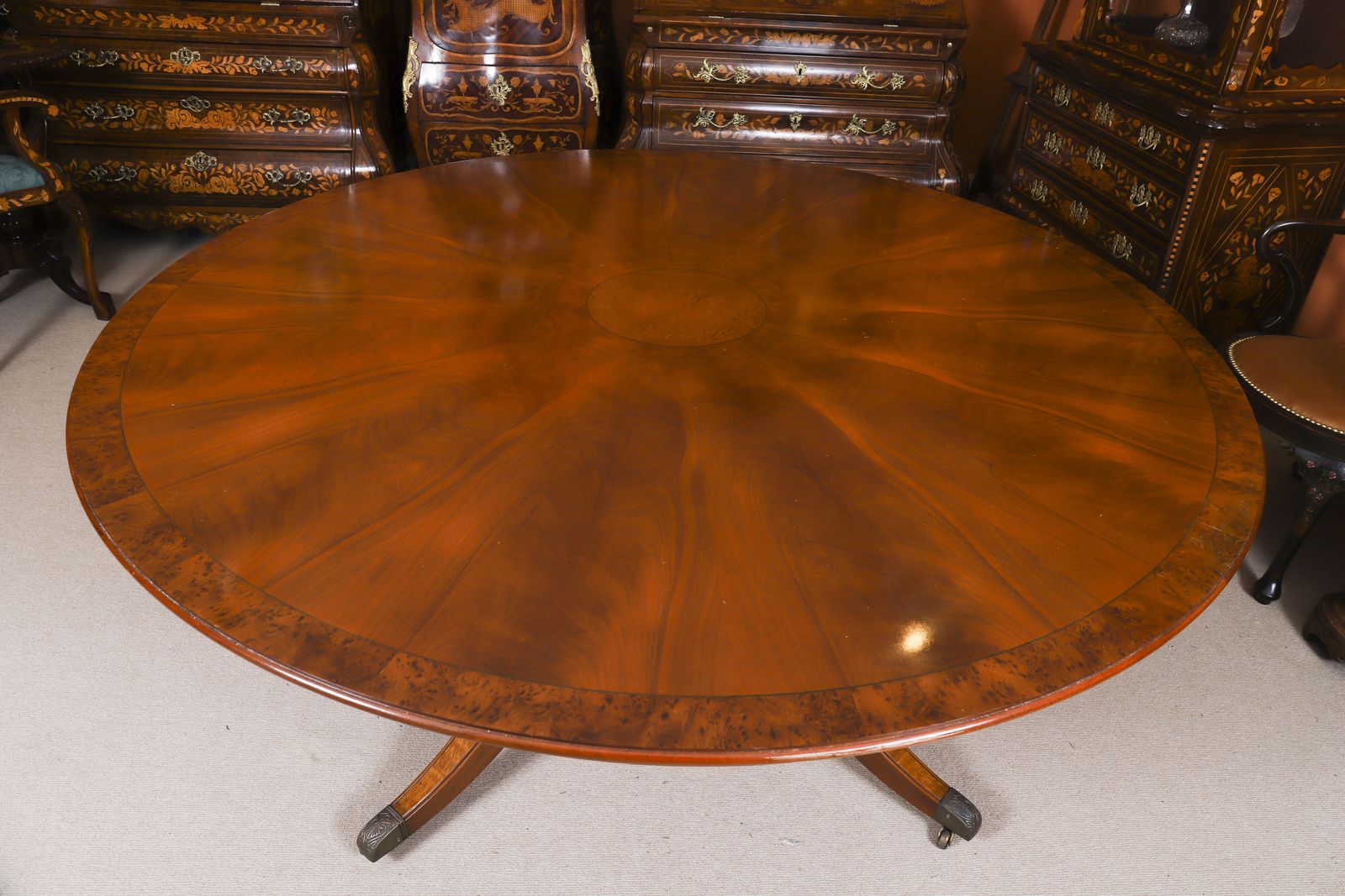 Vintage 7ft6" Diameter Flame Mahogany Jupe Dining Table Set Harrods 20th C photo buy
