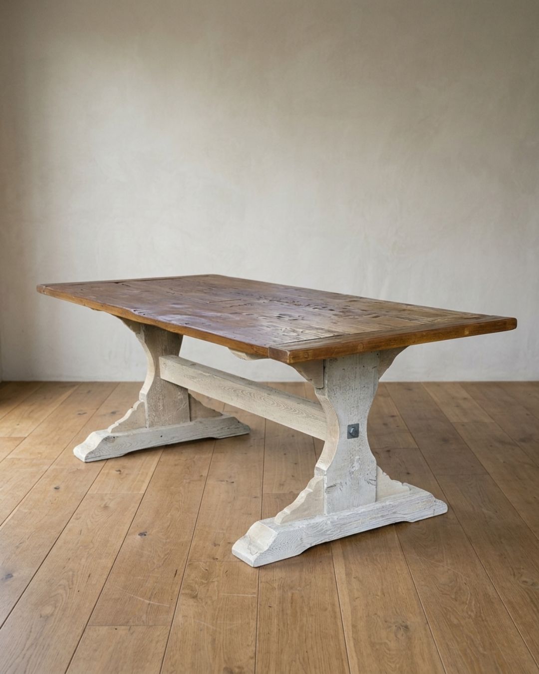 Antique Top Heritage Dining Table