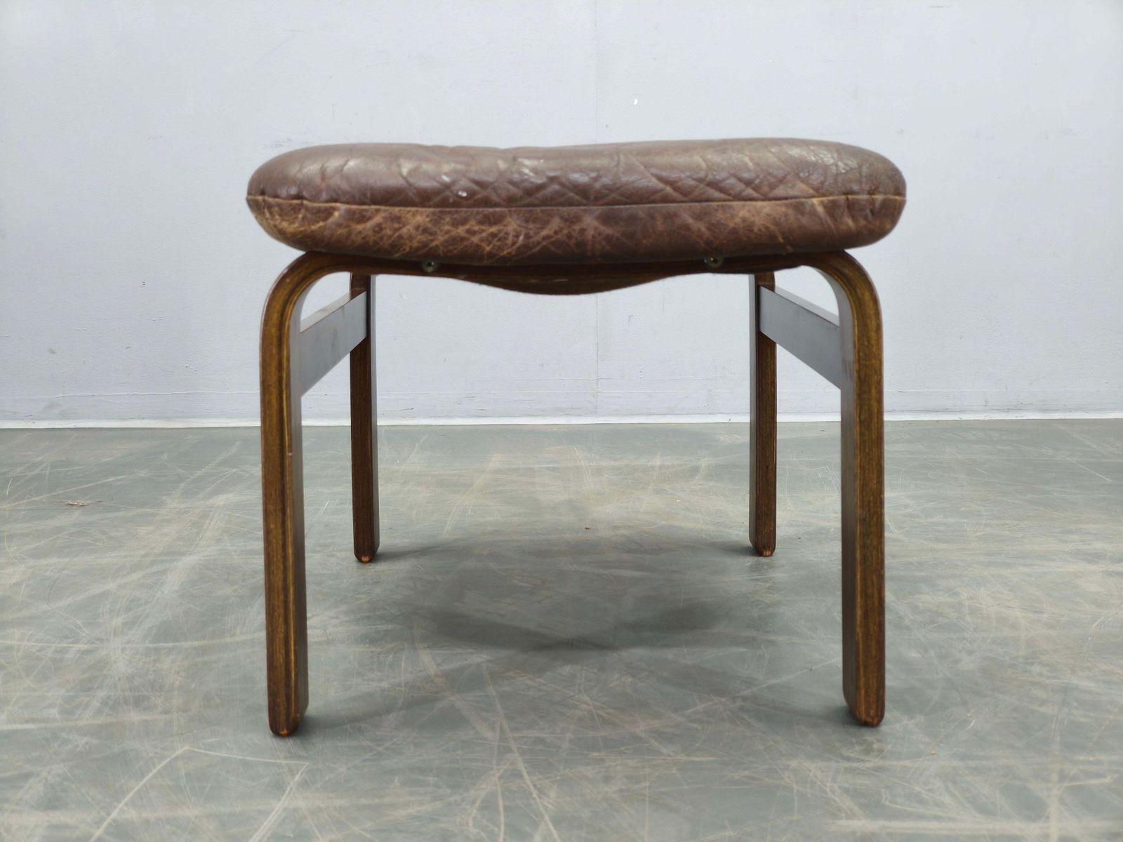 Leather Ottoman By Ingmar Relling For Westnofa, Norway, 1960s photo Furniture