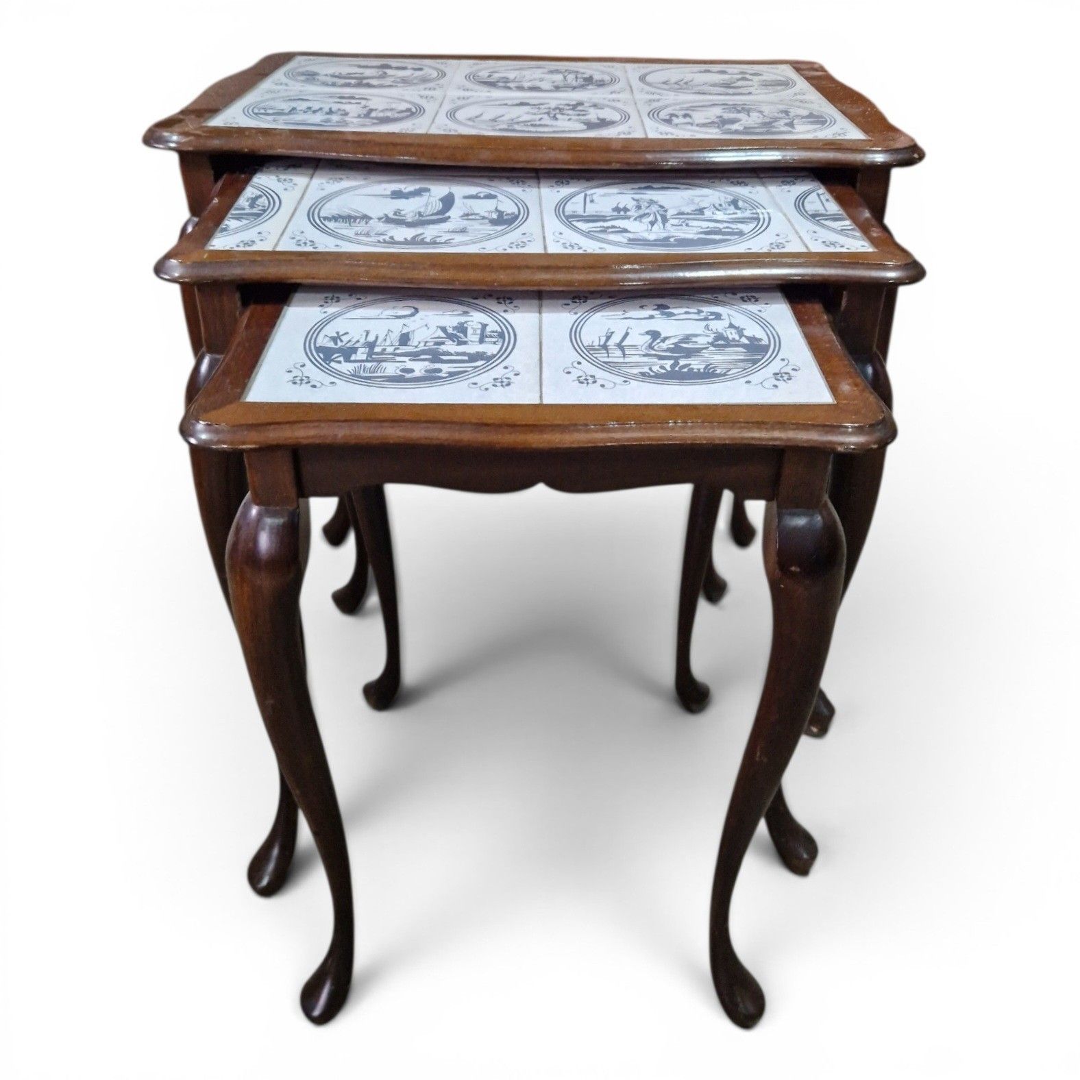 photo furniture Vintage Nest Of 3 Delft Style Tile Top Tables Queen Anne Style Retro Cottage