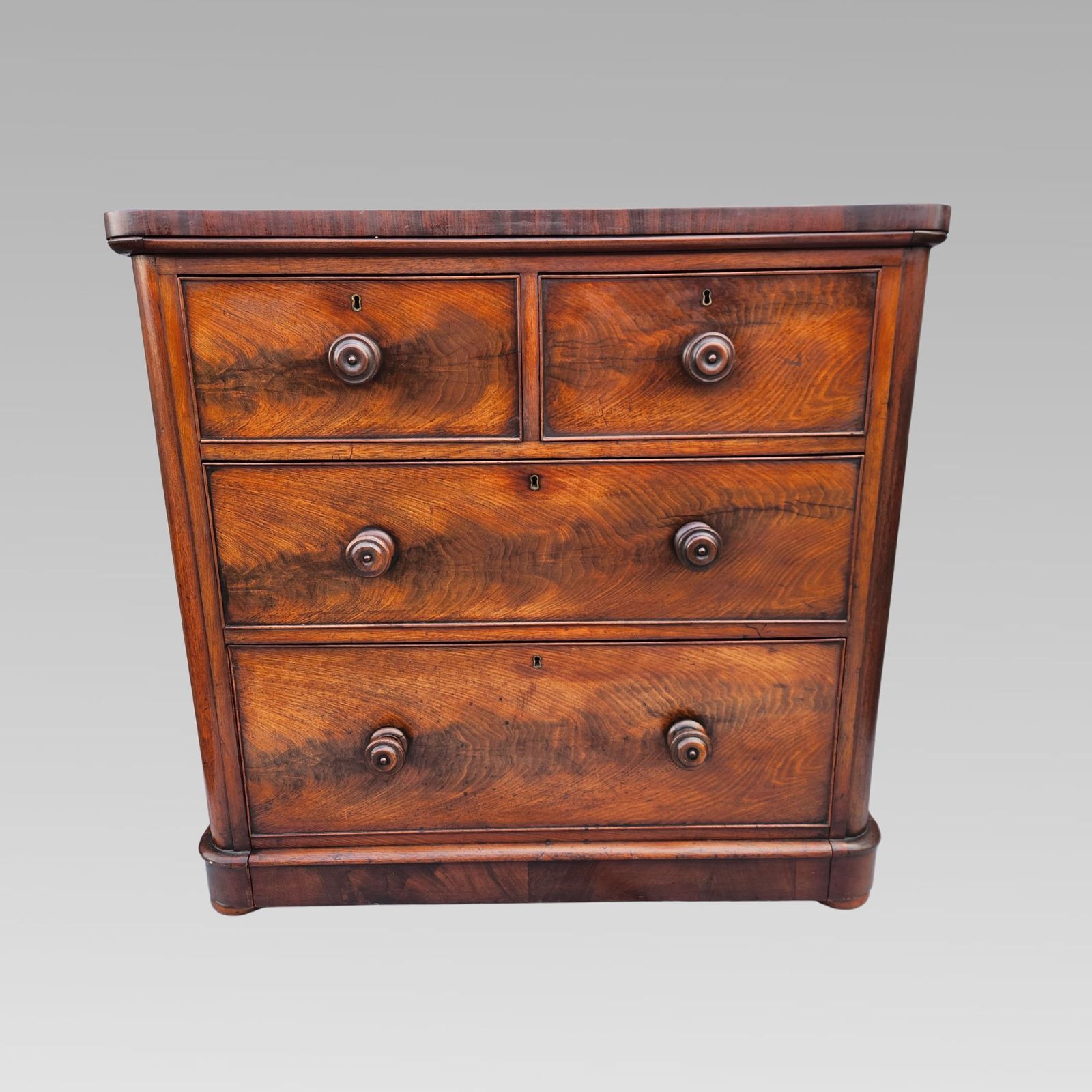 Fabulous Victorian Mahogany Chest Of Drawers W/ Turned Knob Handles photo furniture