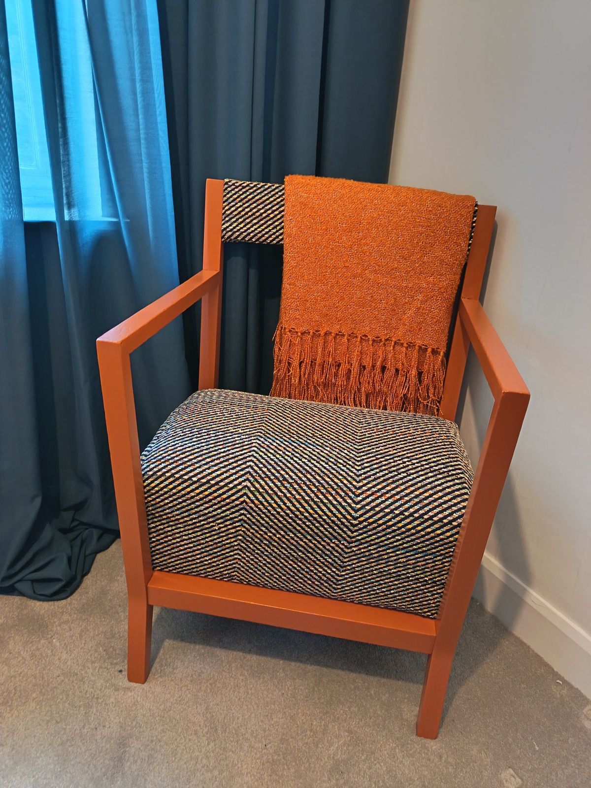 Stunning Vintage Style Occasional Chair