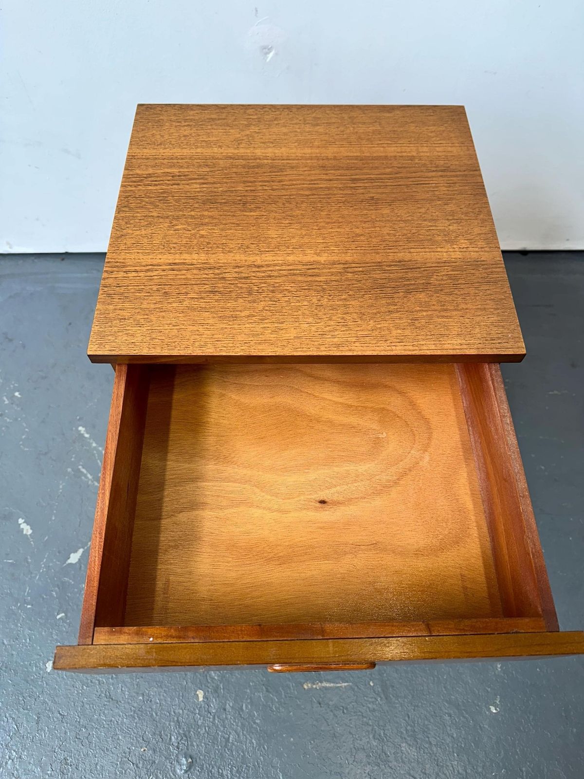 Vintage 2 X Austinsuite Teak Bedside Tables. Danish G Plan Retro Mid Century photo vinterior