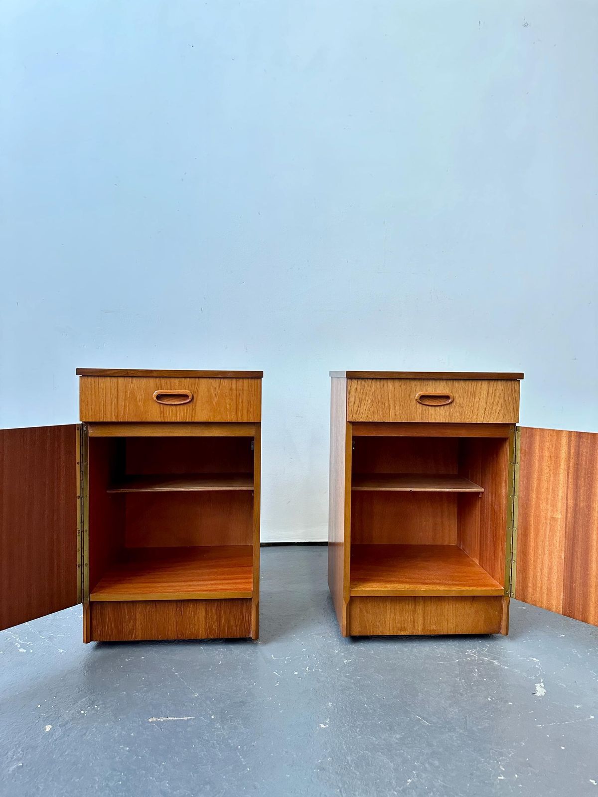 Vintage 2 X Austinsuite Teak Bedside Tables. Danish G Plan Retro Mid Century photo Furniture