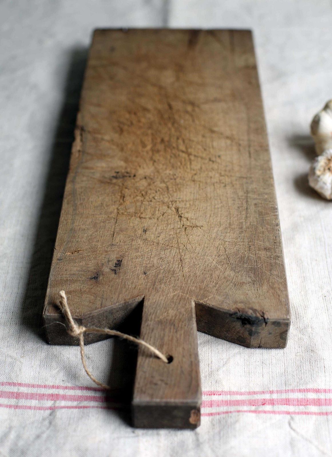 Large French Butchers Block Antique Bread Board Long Chunky Wooden Primitive Cutting Board photo vinterior