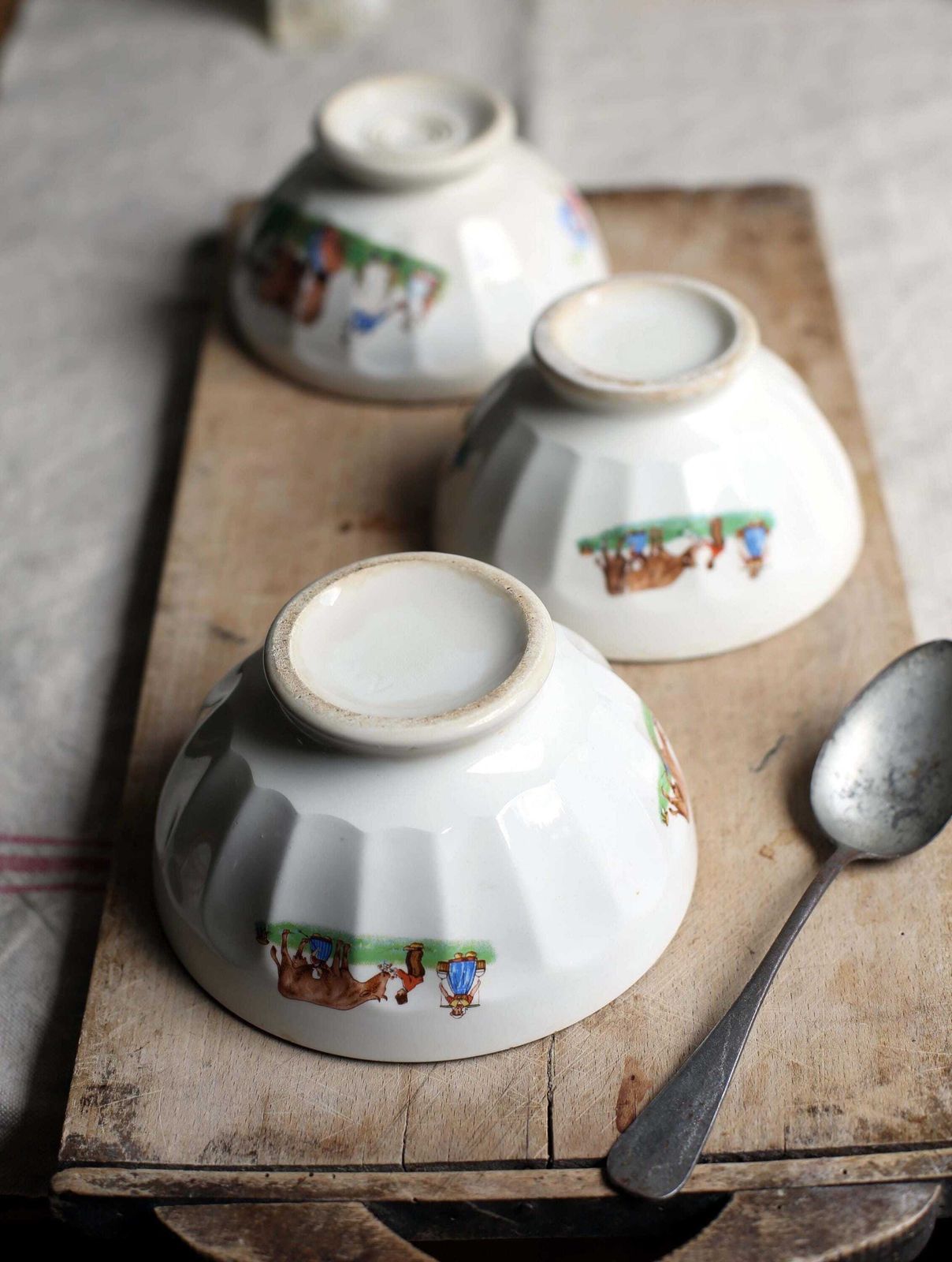3 Antique French Cafe Au Lait Bowls Set Of Faceted Dishes Milk Maid Dairy Cows photo Home Decor