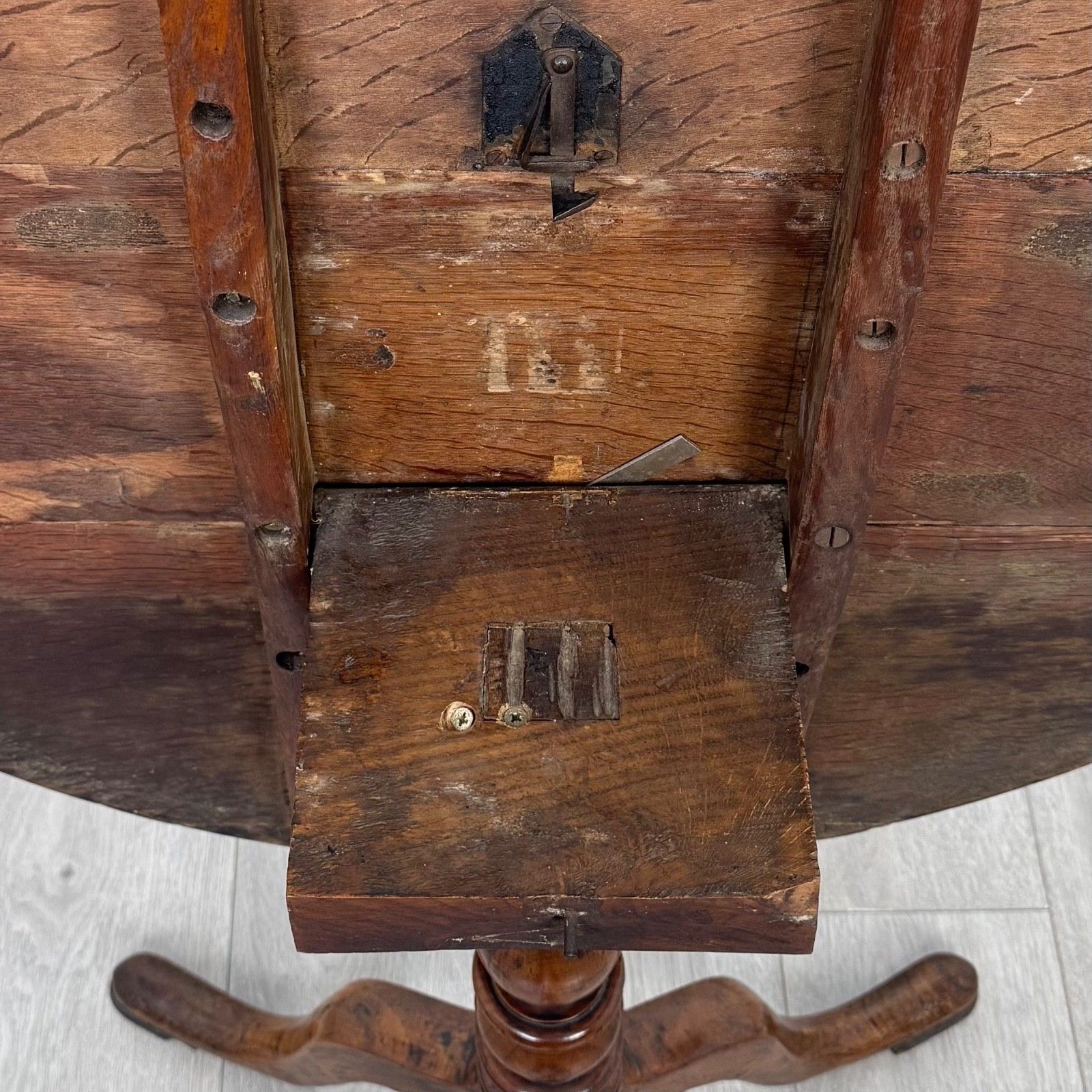 Antique 18th Century Georgian Tilt Top Table In Golden Oak ( Af 5695 ) photo vinterior