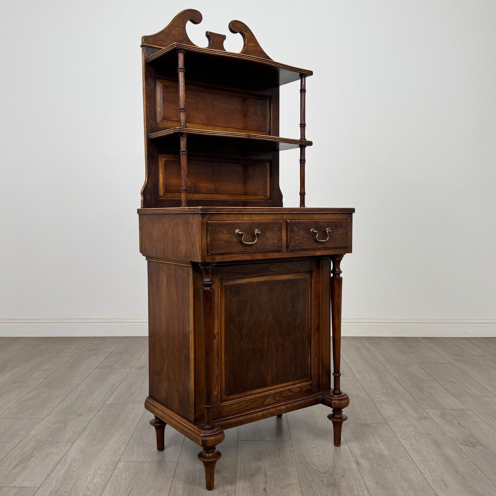 photo furniture Antique 20th Century Narrow Cabinet In Yew Wood ( Af 5696 )
