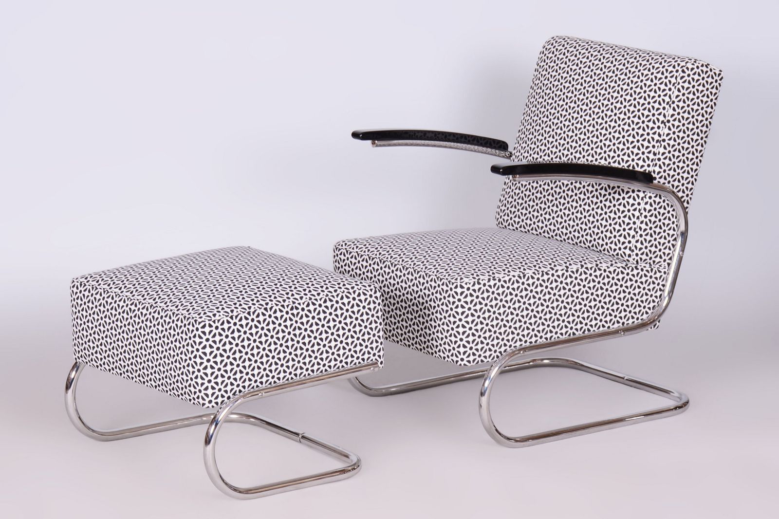 1450.0 Restored Bauhaus Armchair, By W. Gispen For Mücke Melder, Chrome, Czech, 1930s photo