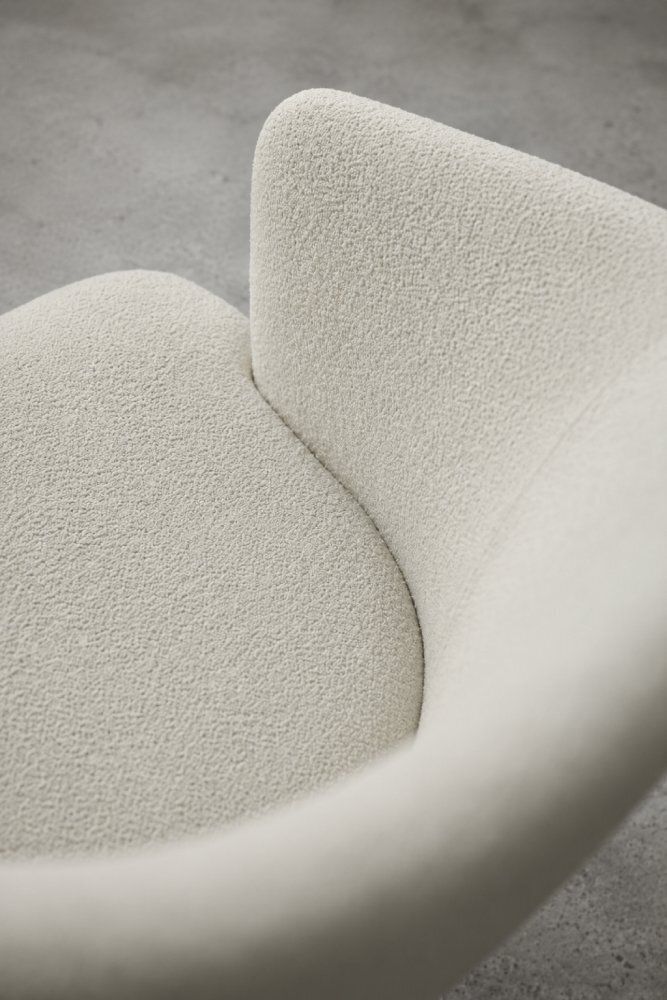Mid-Century Scandinavisch Modern Eiken en Stoffen Fauteuil met Ronde Rugleuning, jaren 1960 photo for sale