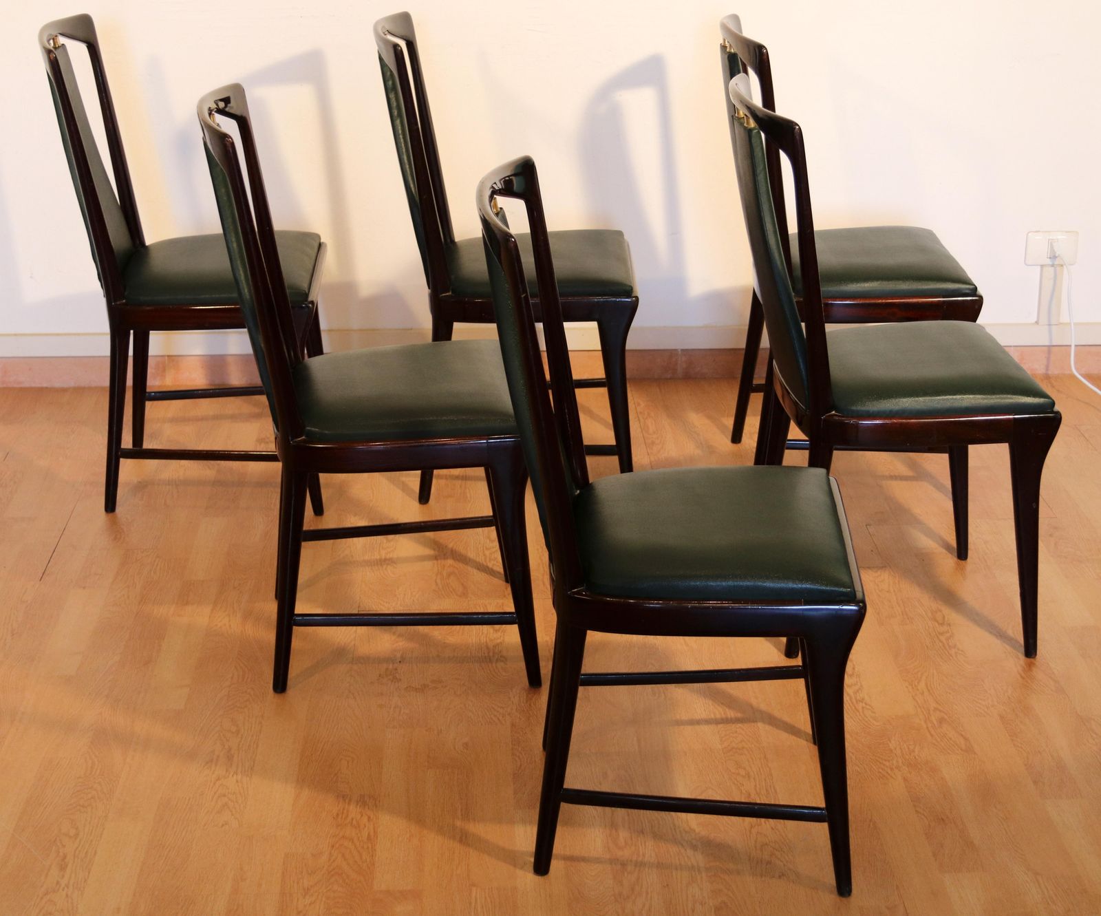 Set Of 6 Mid Century Chairs By Osvaldo Borsani, Atelier Borsani Varedo photo vintage