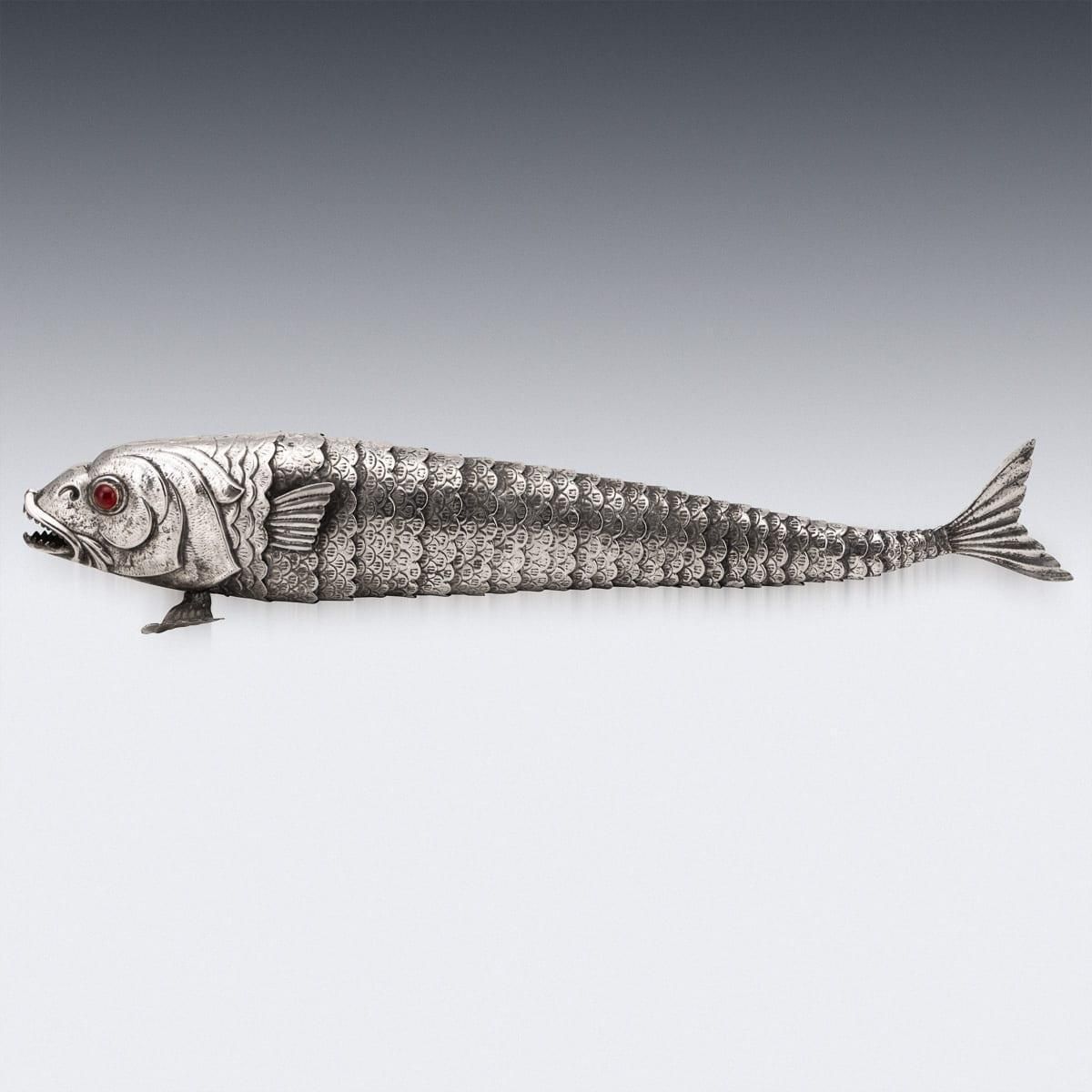 Vintage 20th Century Mexican Novelty Articulated Fish In Alpaca Silver C.1950 photo for sale