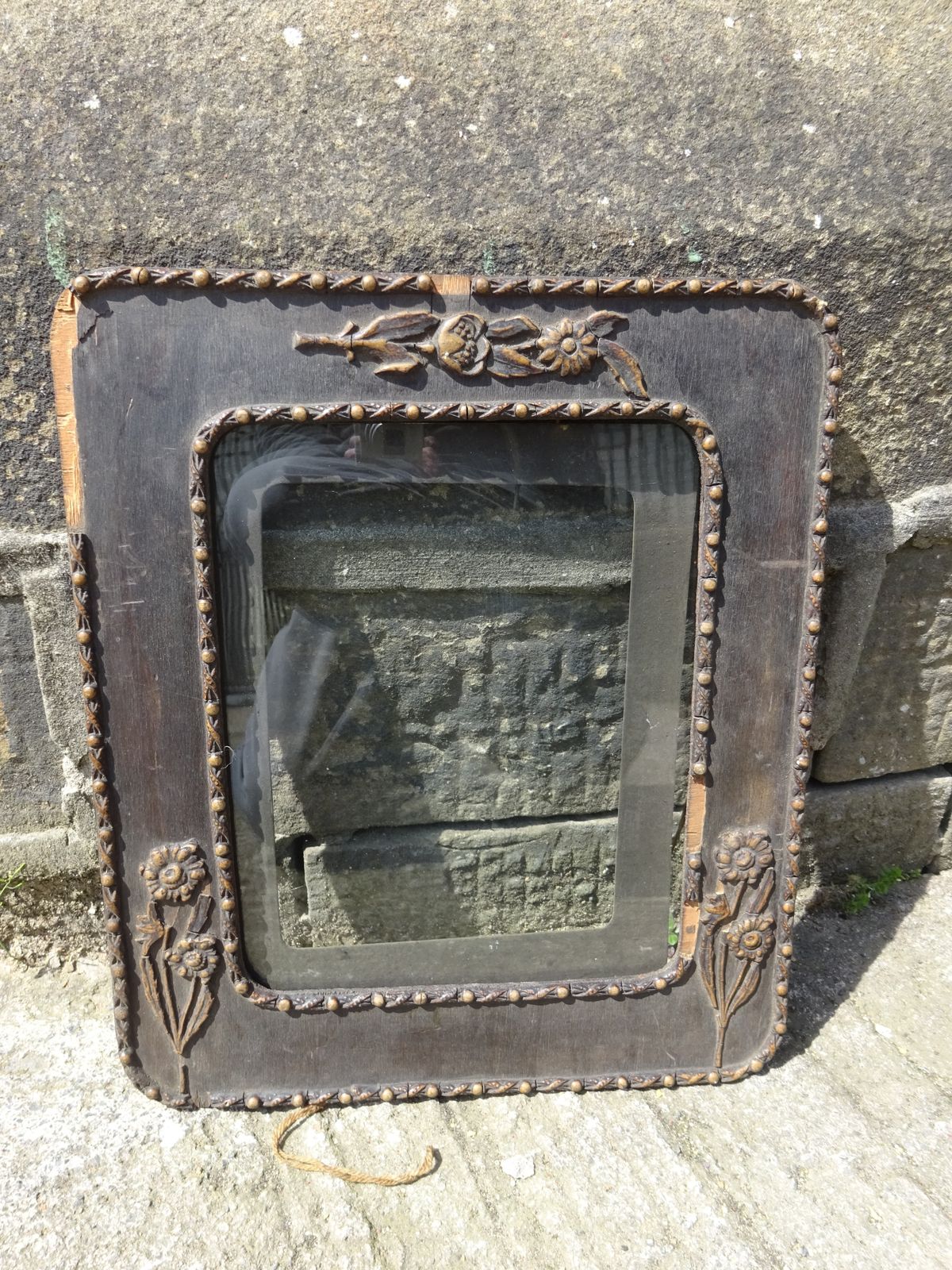 Reclaimed Late 1800s Arts & Crafts Frame, Original Glass, For Restoration photo vinterior