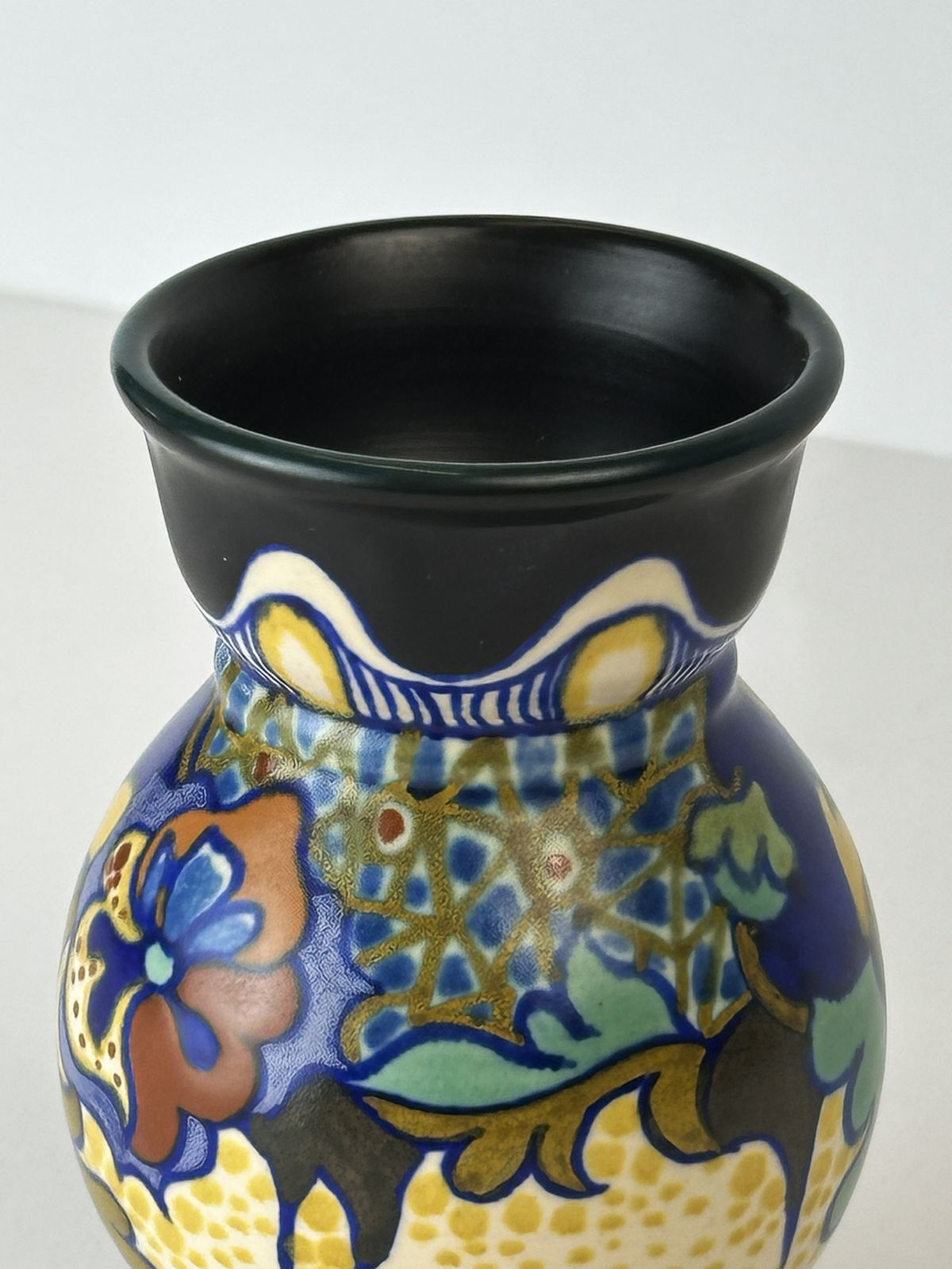 Dutch Gouda Vase, Zuid Corona Pattern, Art Nouveau Style, Holland 1922 photo Home Decor
