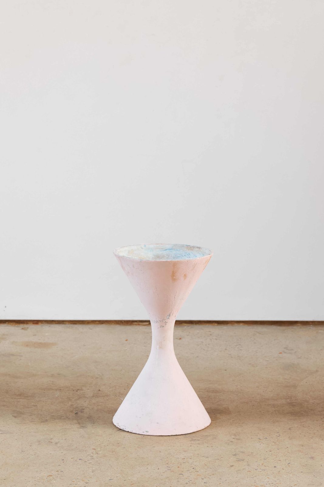 Willy Guhl For Eternit Painted Diablo' Planter, Switzerland C1969 photo for sale