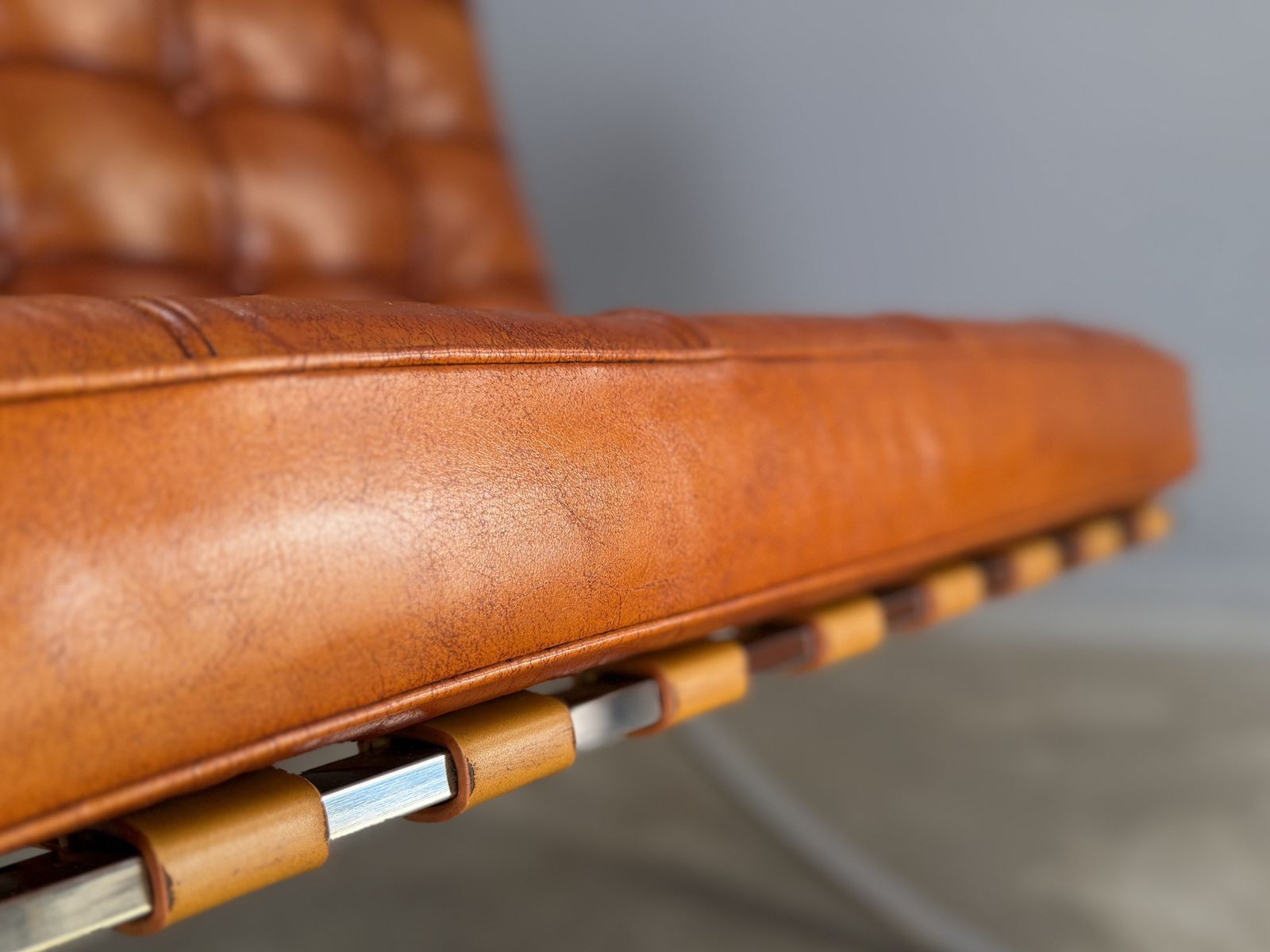 Barcelona Chair Leather Lounge Brown Tan Cognac Accent Chair Bauhaus Statement Armchair photo buy