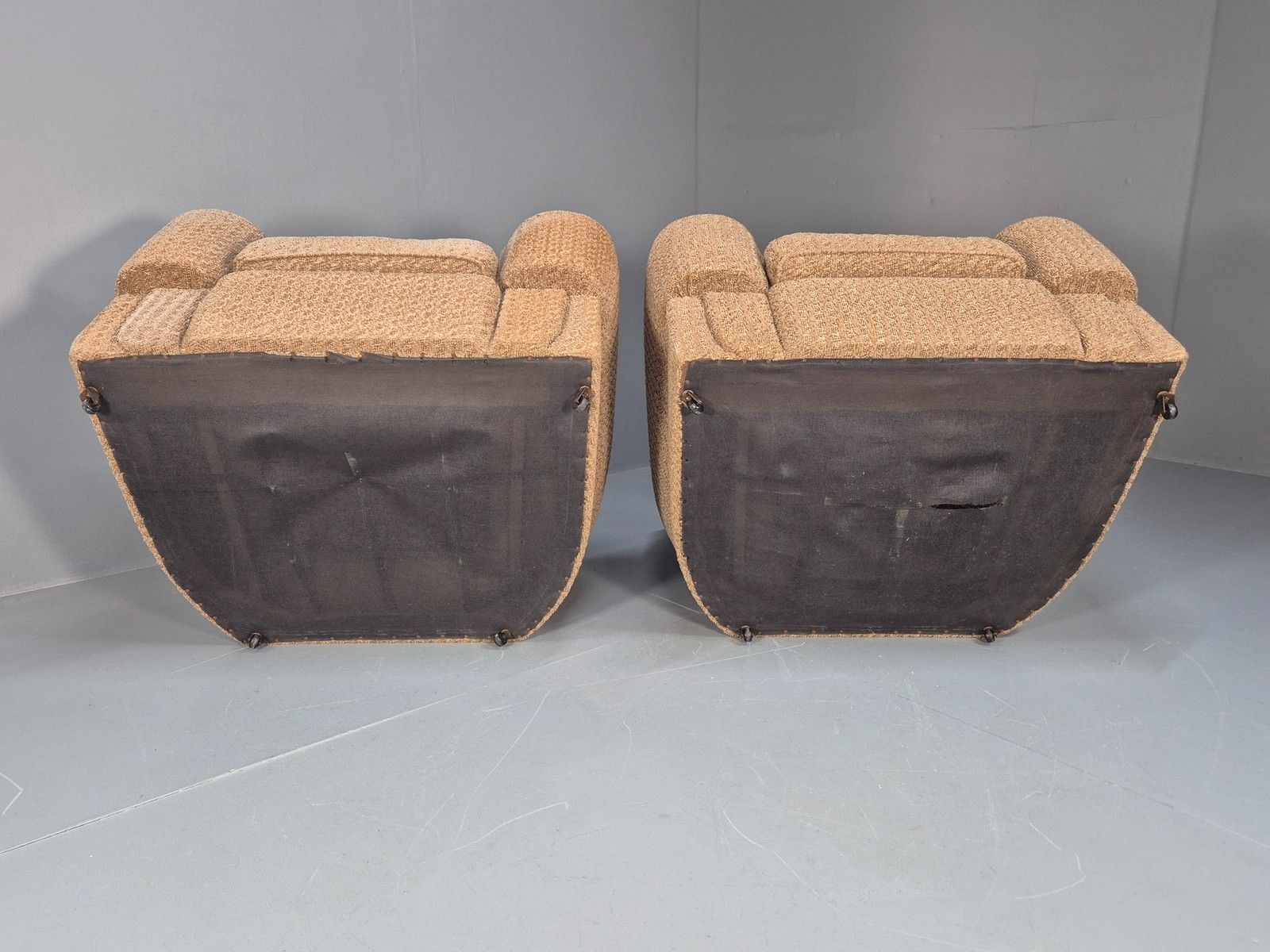 photo furniture 2 Vintage Art Deco Armchairs Beige Chenille Upholstery 1940s Eb09684