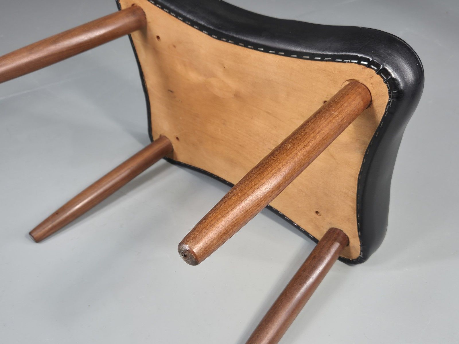 70.0 Vintage Mid Century Danish Footstool Black Vinyl Teak Legs 1960s Retro Eb12025 photo