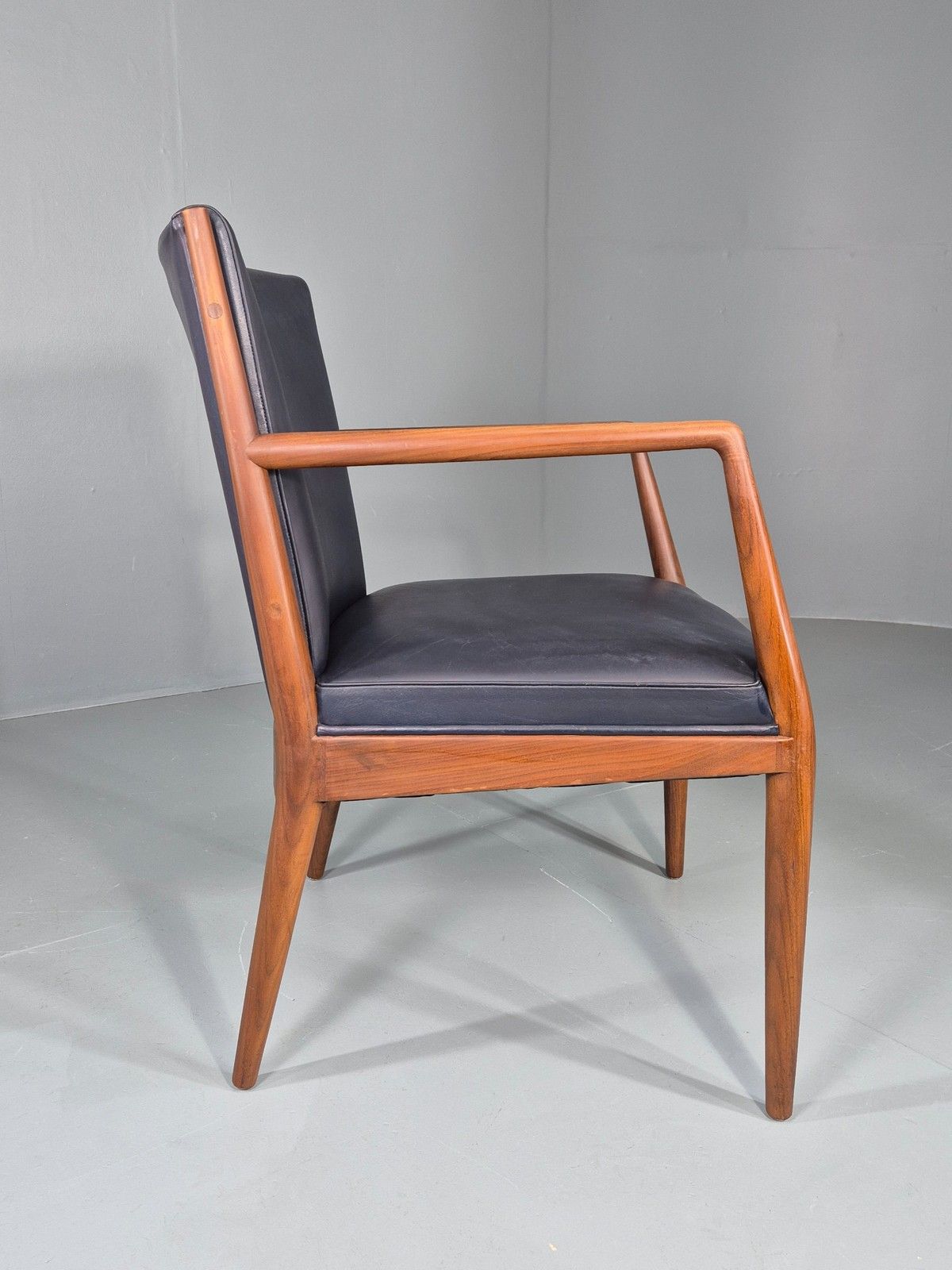 photo furniture Vintage Mid Century Teak Armchair Blue Leather 1960s Retro Eb11894