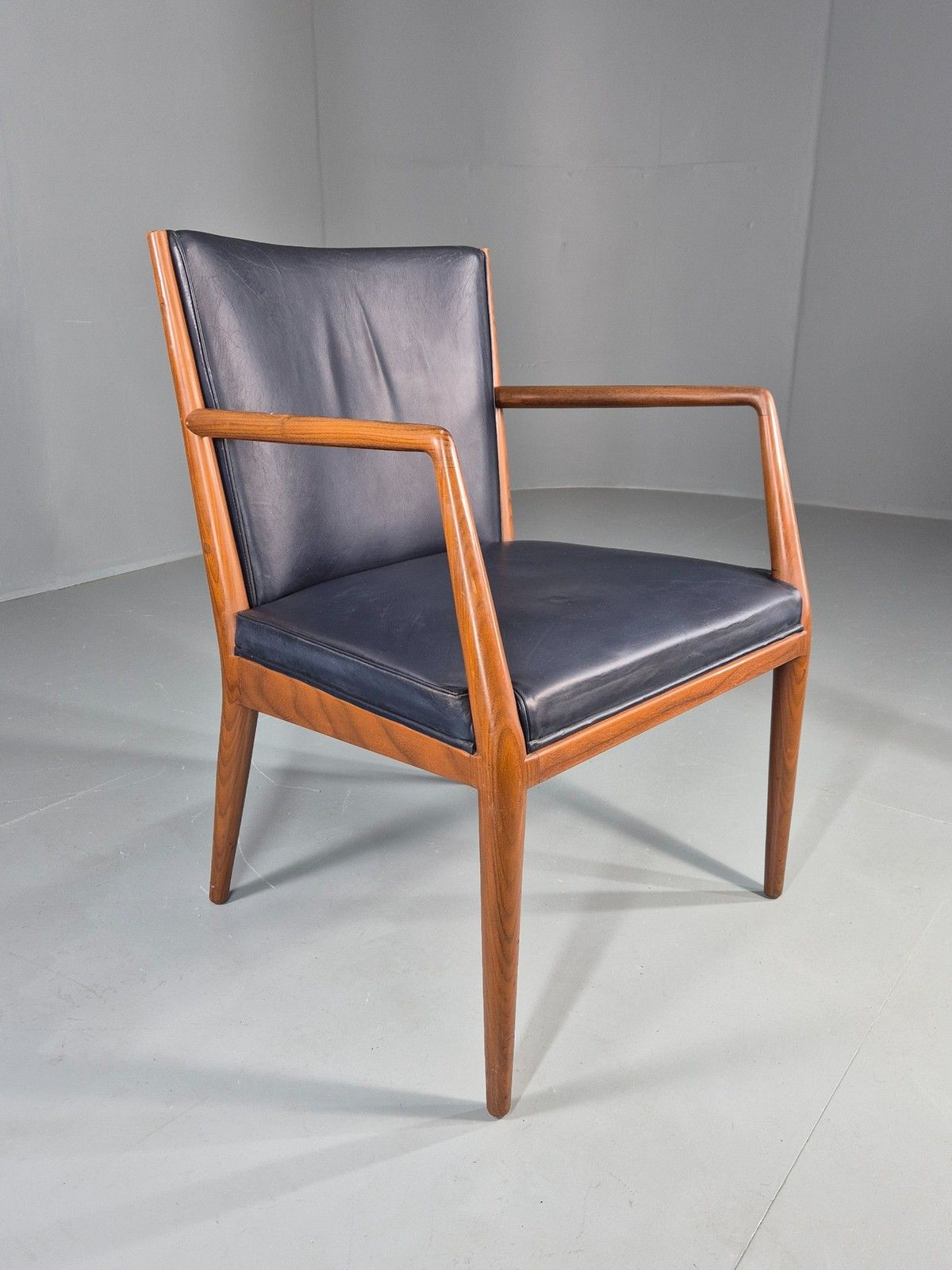 photo furniture Vintage Mid Century Teak Armchair Blue Leather 1960s Retro  Eb11900