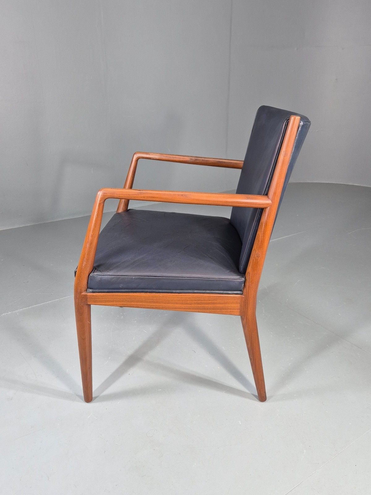 375.0 Vintage Mid Century Teak Armchair Blue Leather 1960s Retro Eb11910 photo