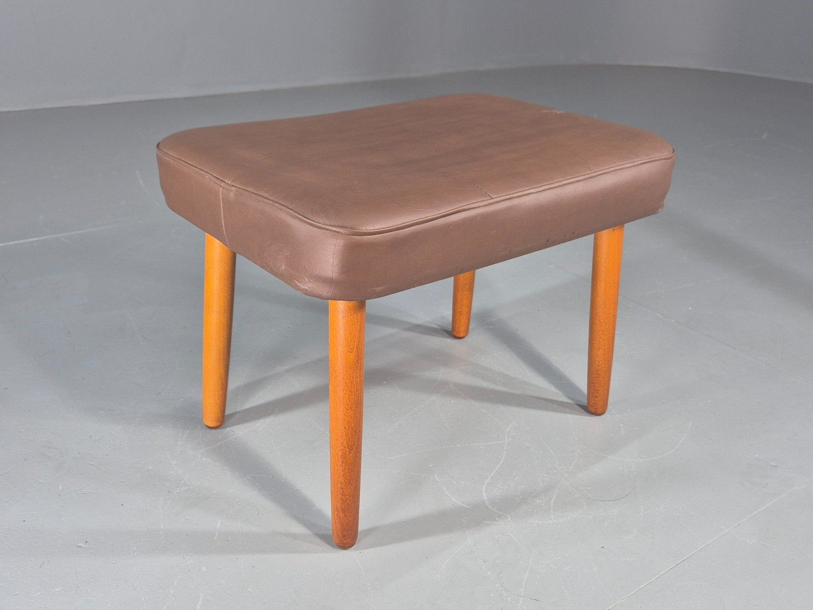 Vintage Danish Mid Century Footstool Brown Vinyl Beech Legs Retro 1960s Eb12090 photo 70.0