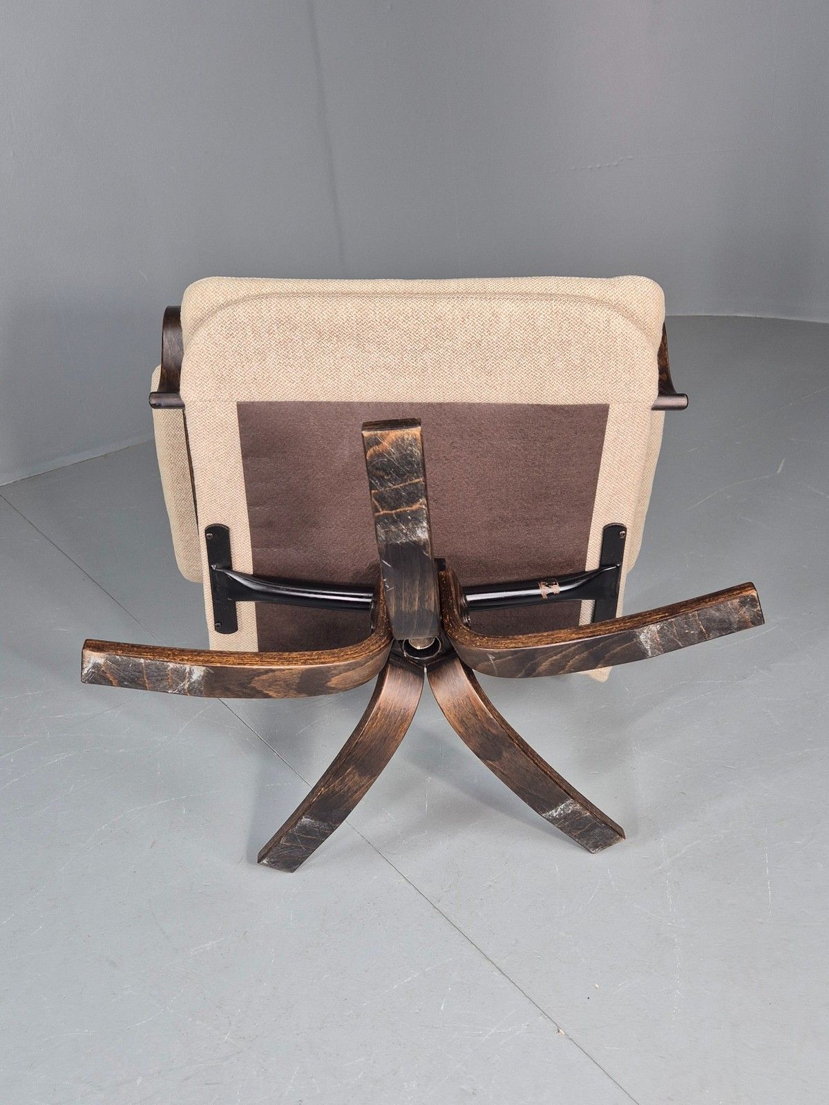 photo furniture Vintage Danish Mid Century Swivel Chair Cream Bentwood Frame1970s Retro Eb12123