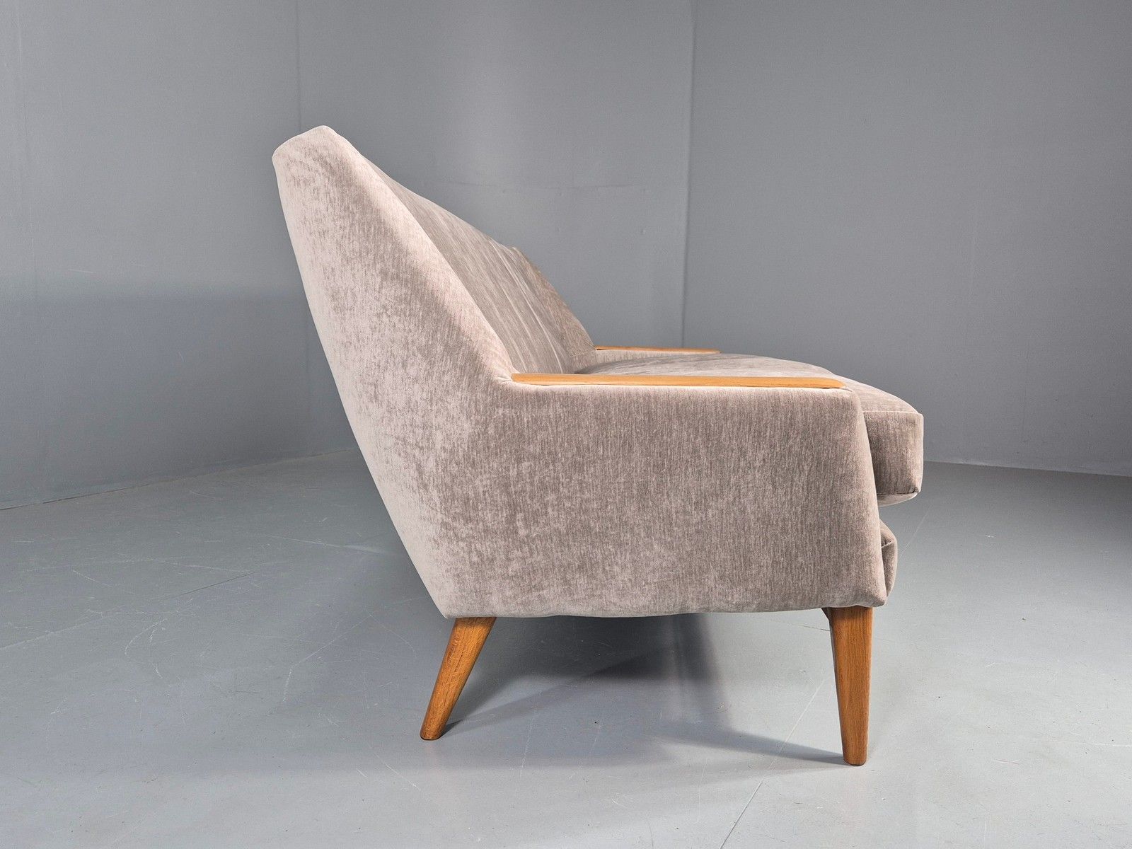 photo furniture Vintage 3 Seater Danish Mid Century Sofa Oak Frame Paws New Upholstery Eb11125