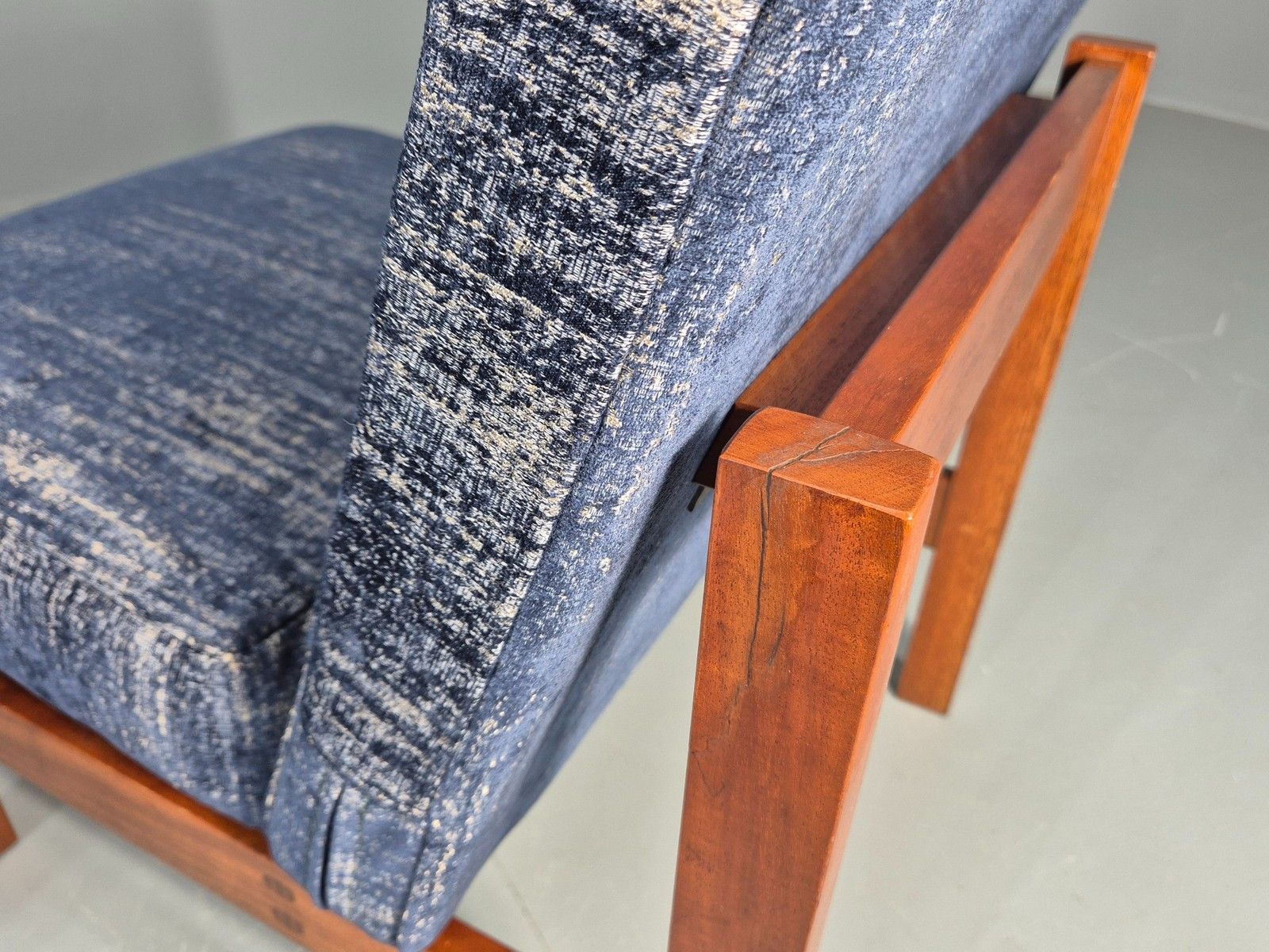 photo buy 2 Vintage Lounge Chairs 1960s Mid Century Design Teak Frame Guy Rogers Eb11848