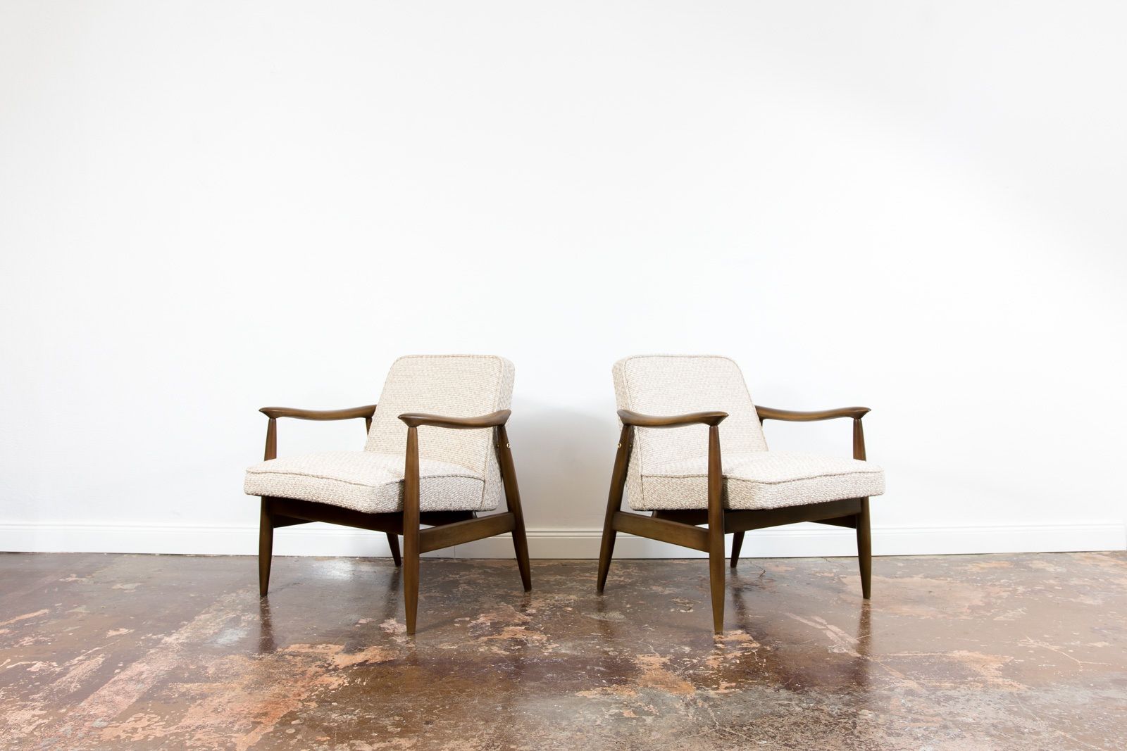 Mid Century Armchairs By Juliusz Kędziorek, Poland, 1960s, Set Of 2 photo furniture