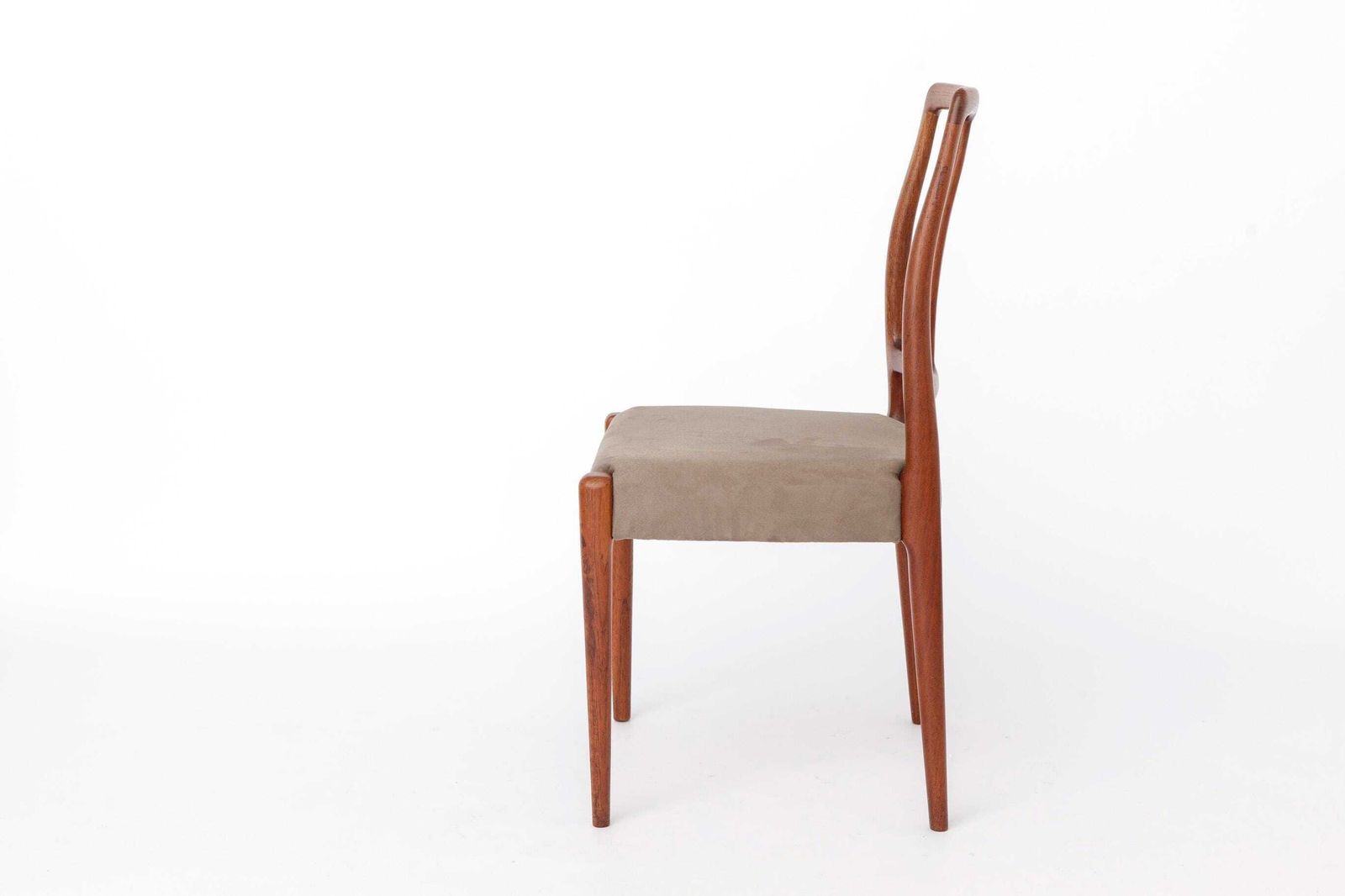 Set Of 4 Vintage D Scan Dining Chairs, Singapore 1960s, Danish Modern Mid Century Chairs, Newly Upholstered Hardwood Dining Chairs photo 1535.0