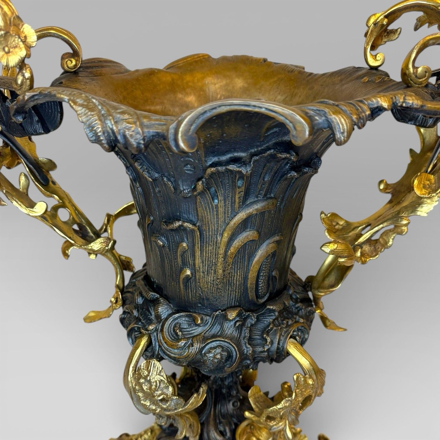 Gilt Bronze Art Nouveau Urn Centrepiece Vase After Henry Dasson photo vinterior