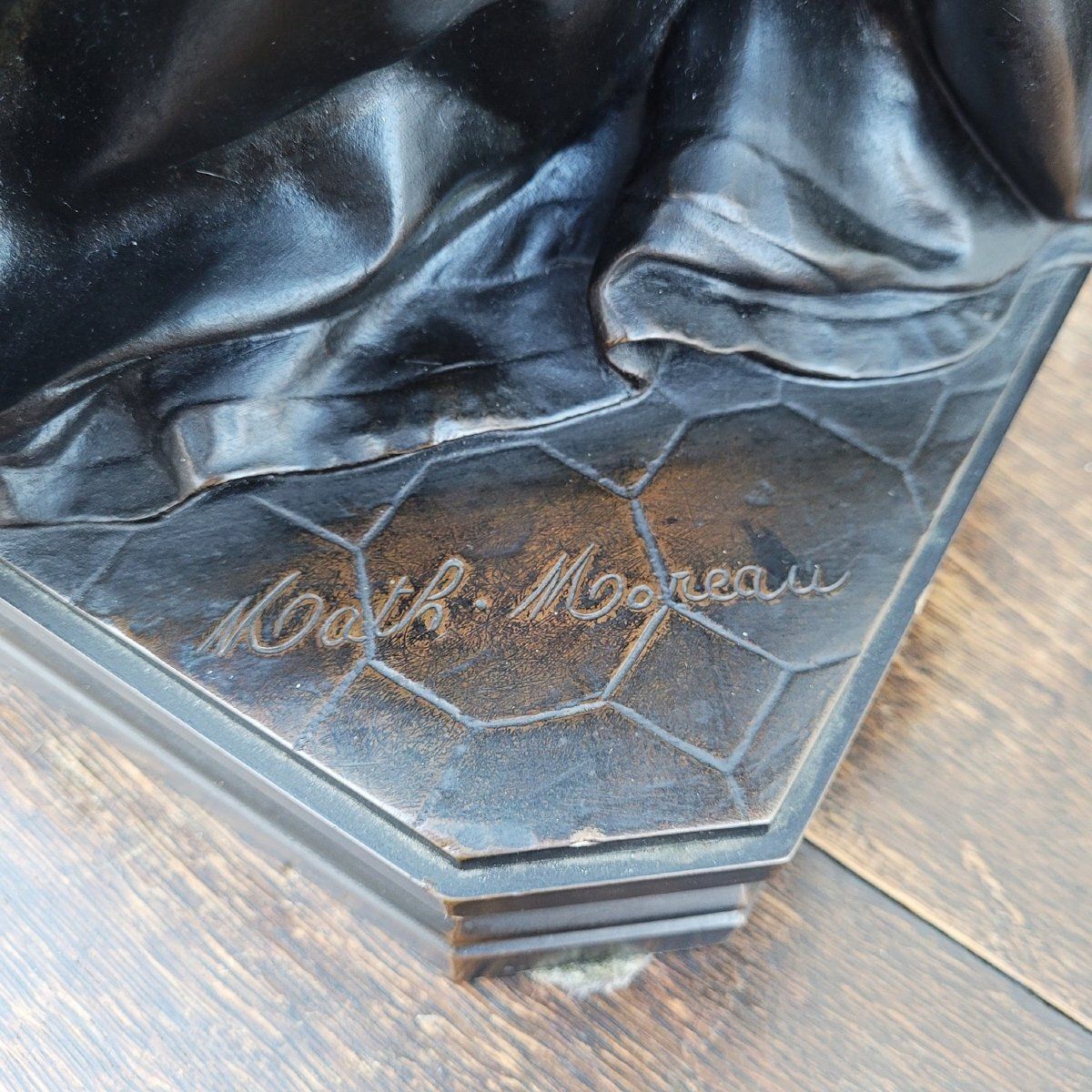 photo furniture Math Moreau, Mary Stuart, H73cm, Brons Gesigneerd, 19e eeuw