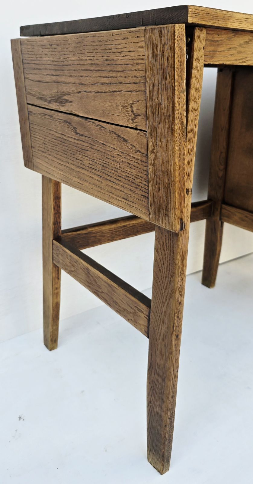 A Petite Mid Century Oak Drop Leaf Desk, Single Pedestal. photo vintage